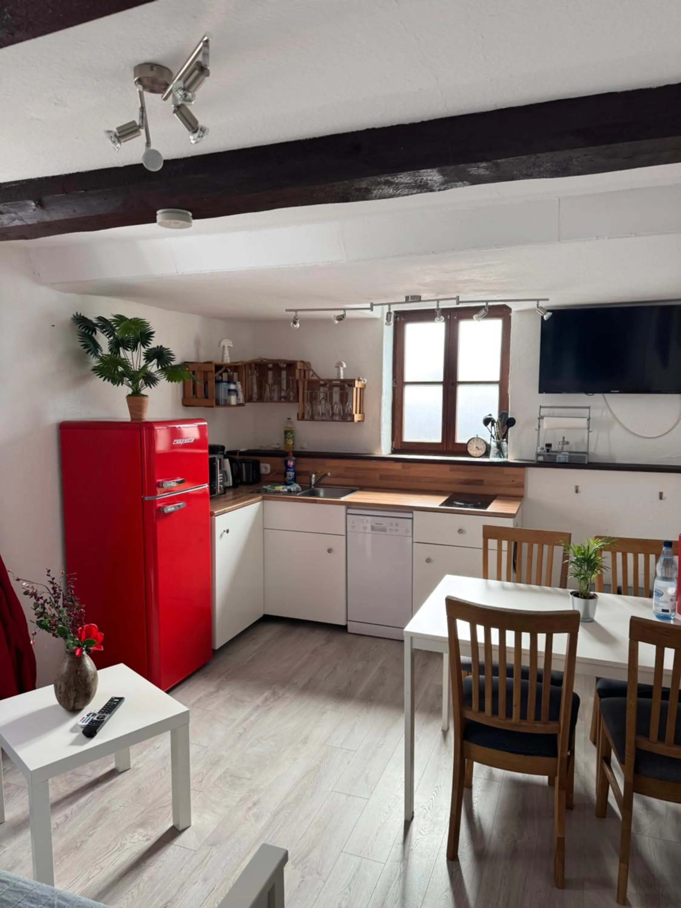 Kitchen or kitchenette in Ferienwohnung-Goldener Winkel