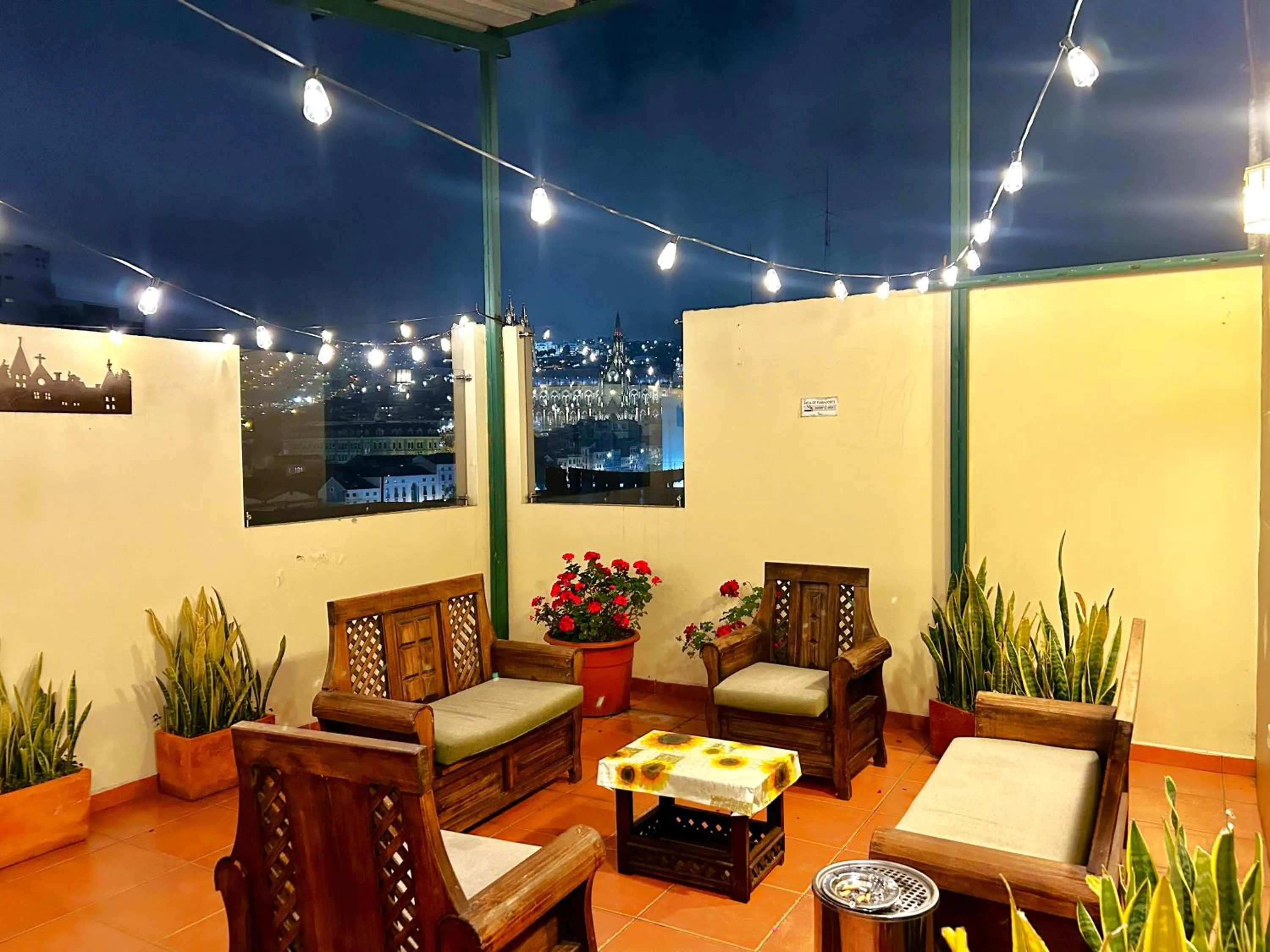 Night in La Rosario Hotel