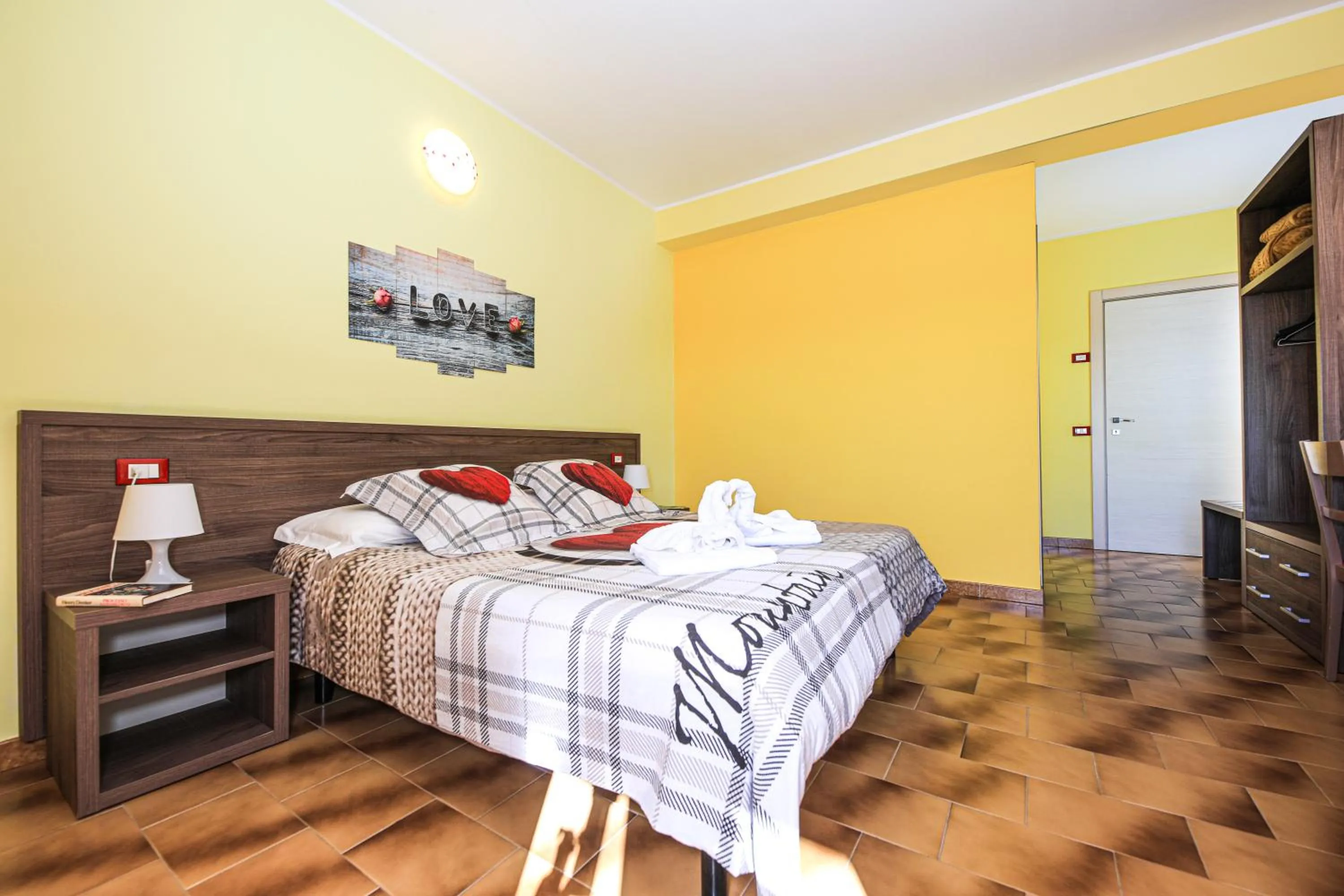 Bed in Hotel Miramonti Seulo Turismo Rurale