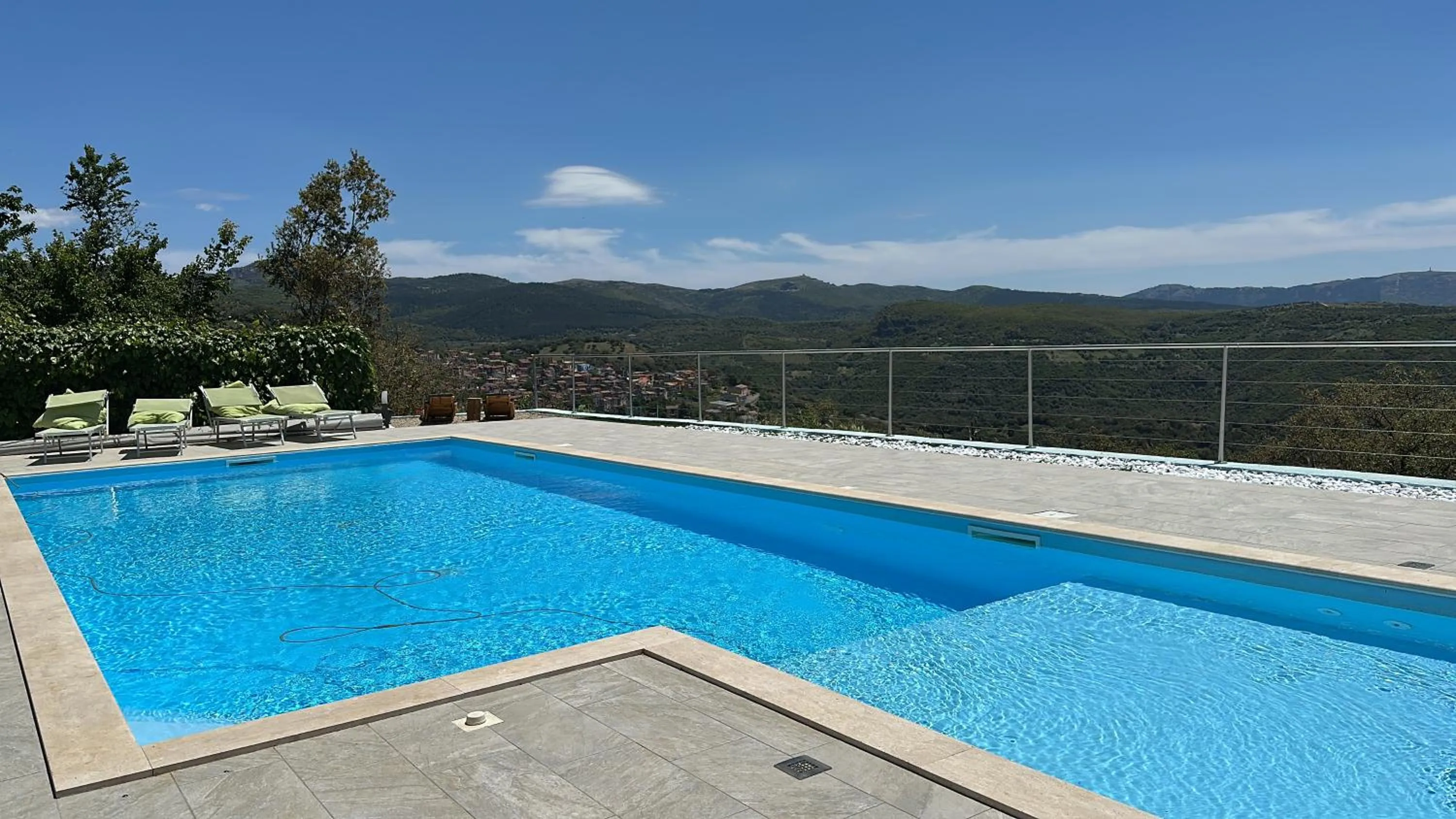 Swimming pool in Hotel Miramonti Seulo Turismo Rurale