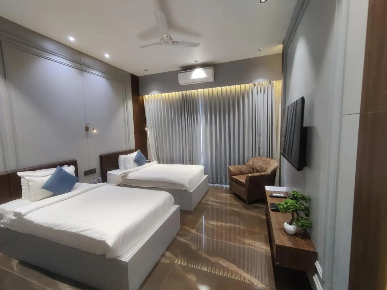 Bed in VITS Jamnagar