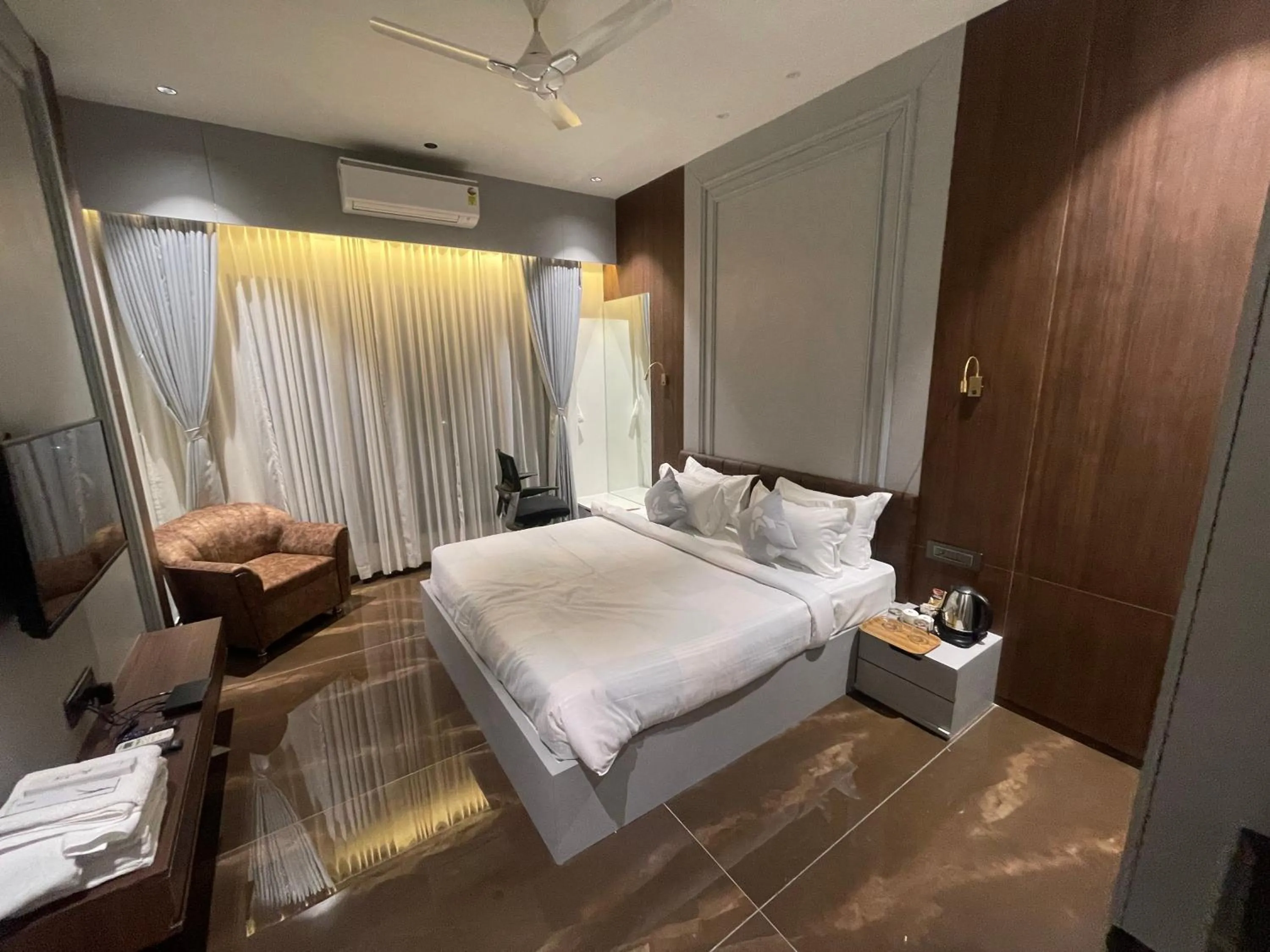 Bed in VITS Jamnagar