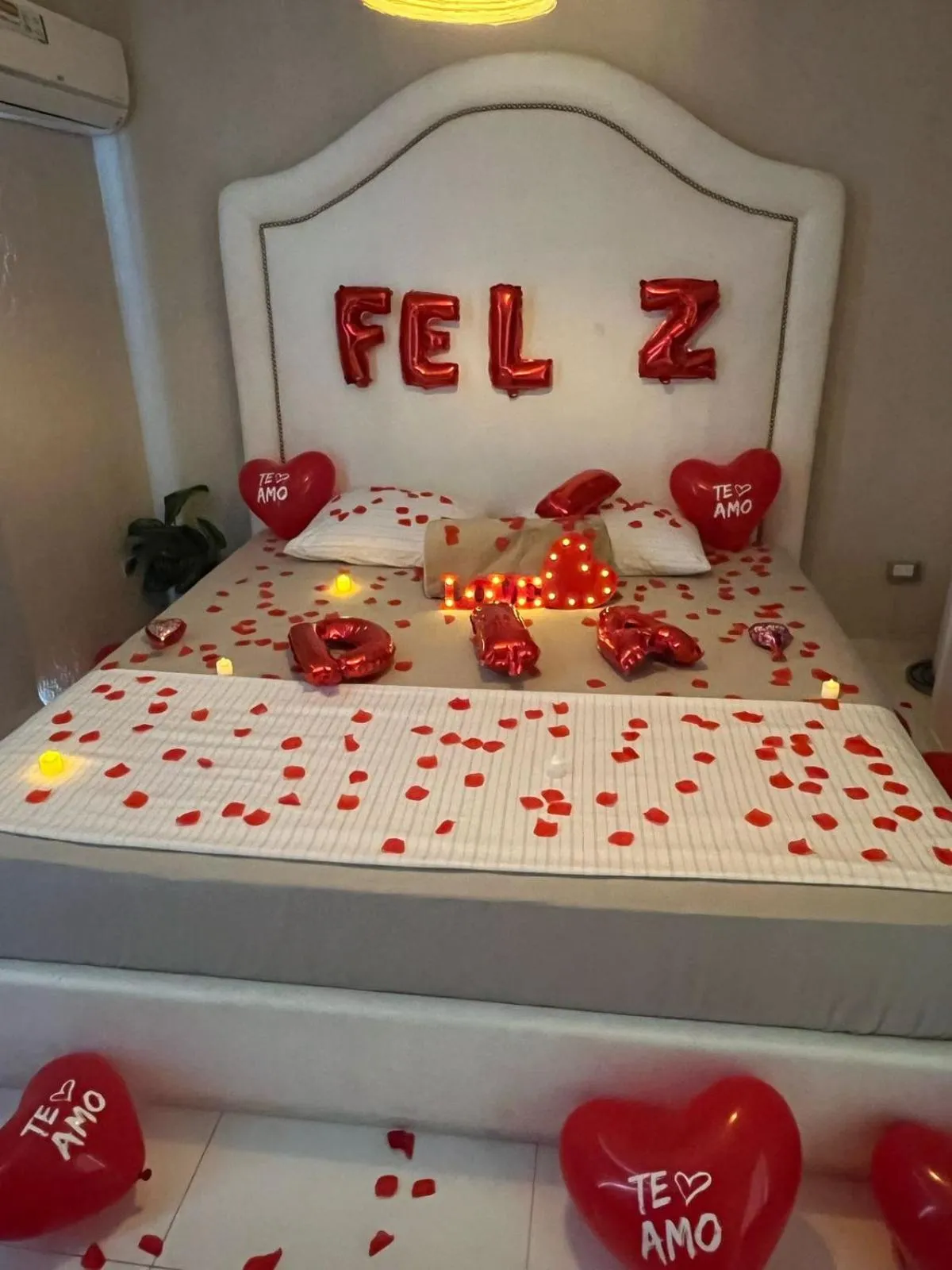 Bed in Hotel Kaamú Taganga