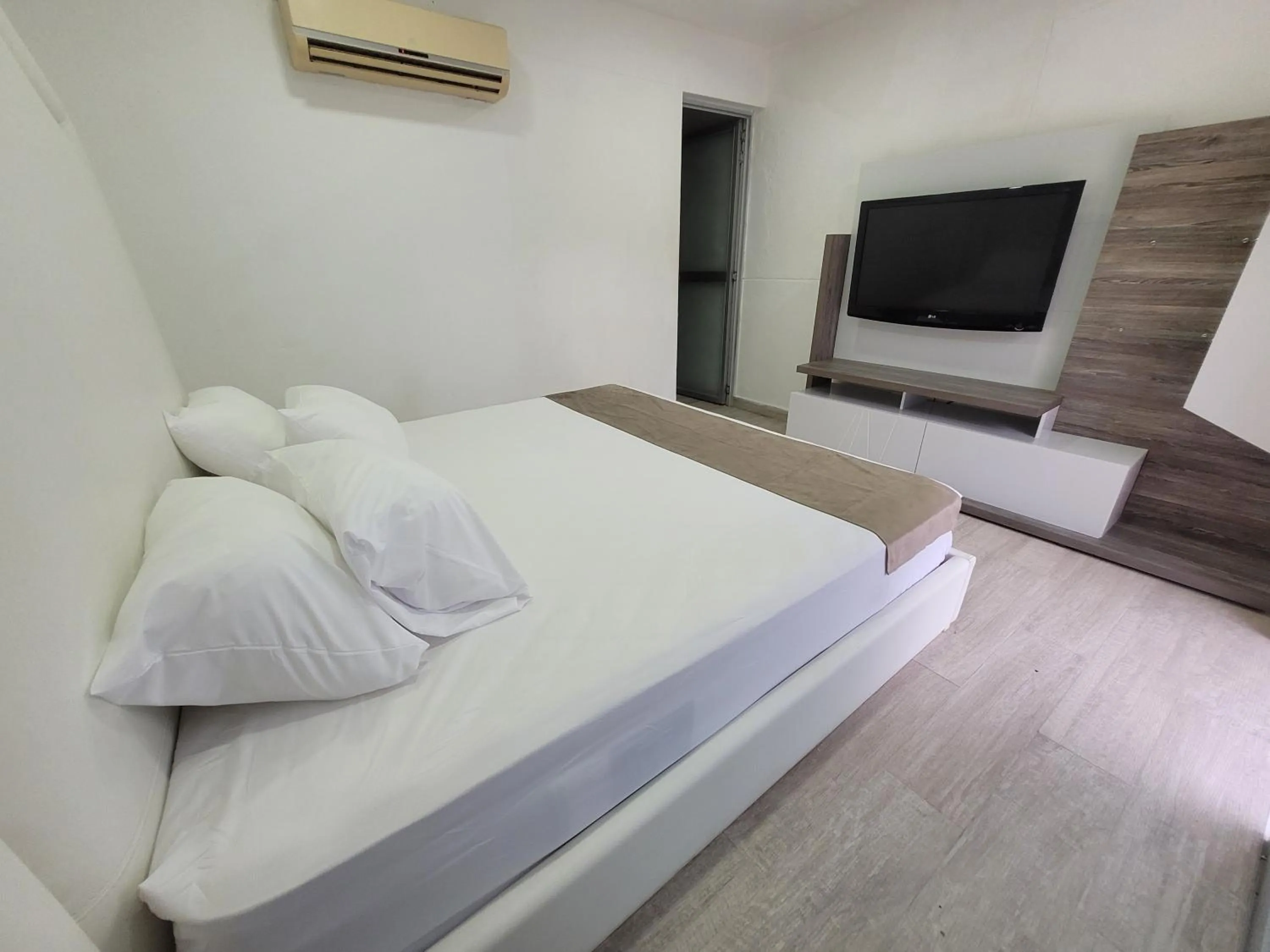 Bed in Hotel Kaamú Taganga