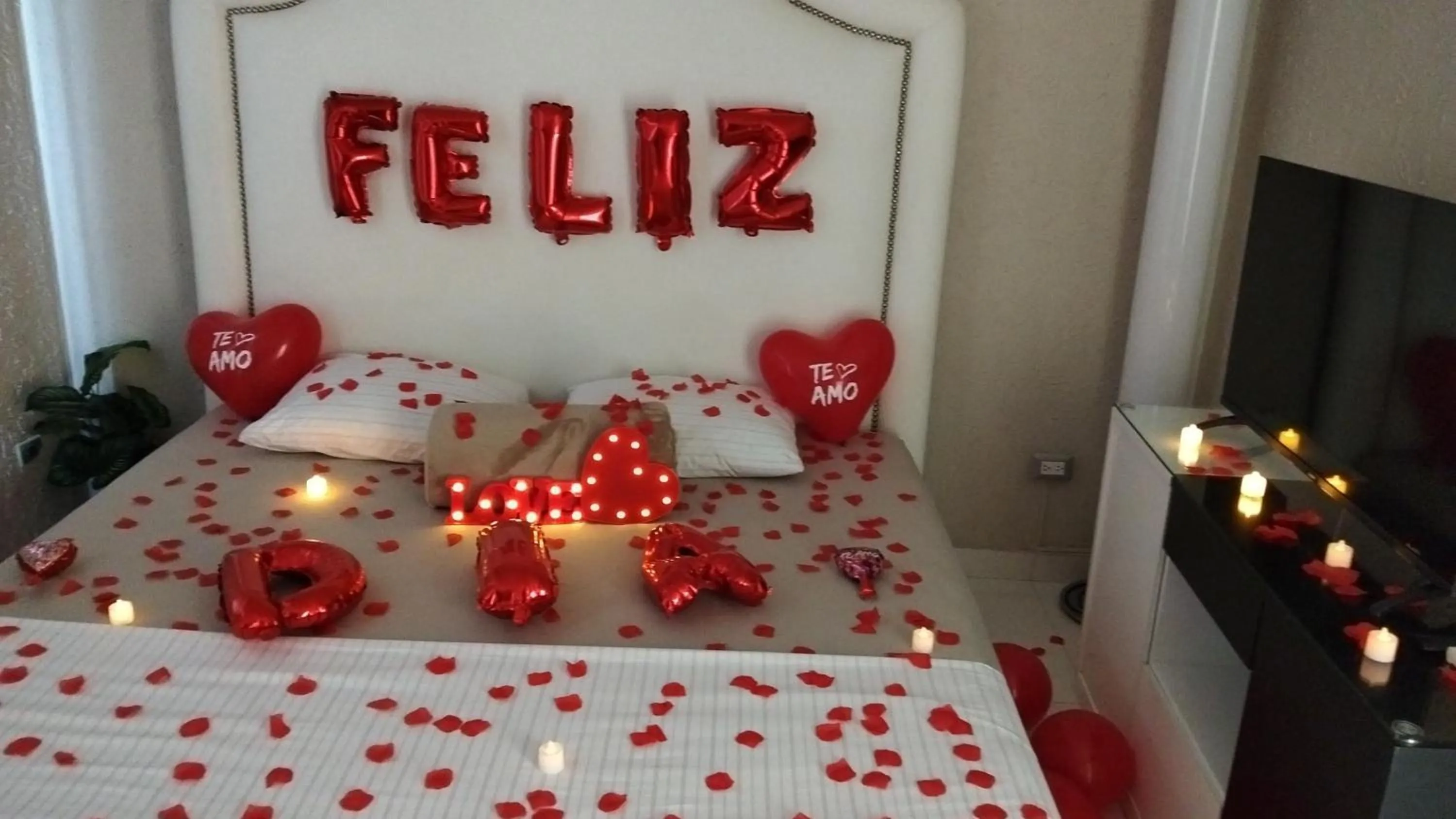 Bed in Hotel Kaamú Taganga