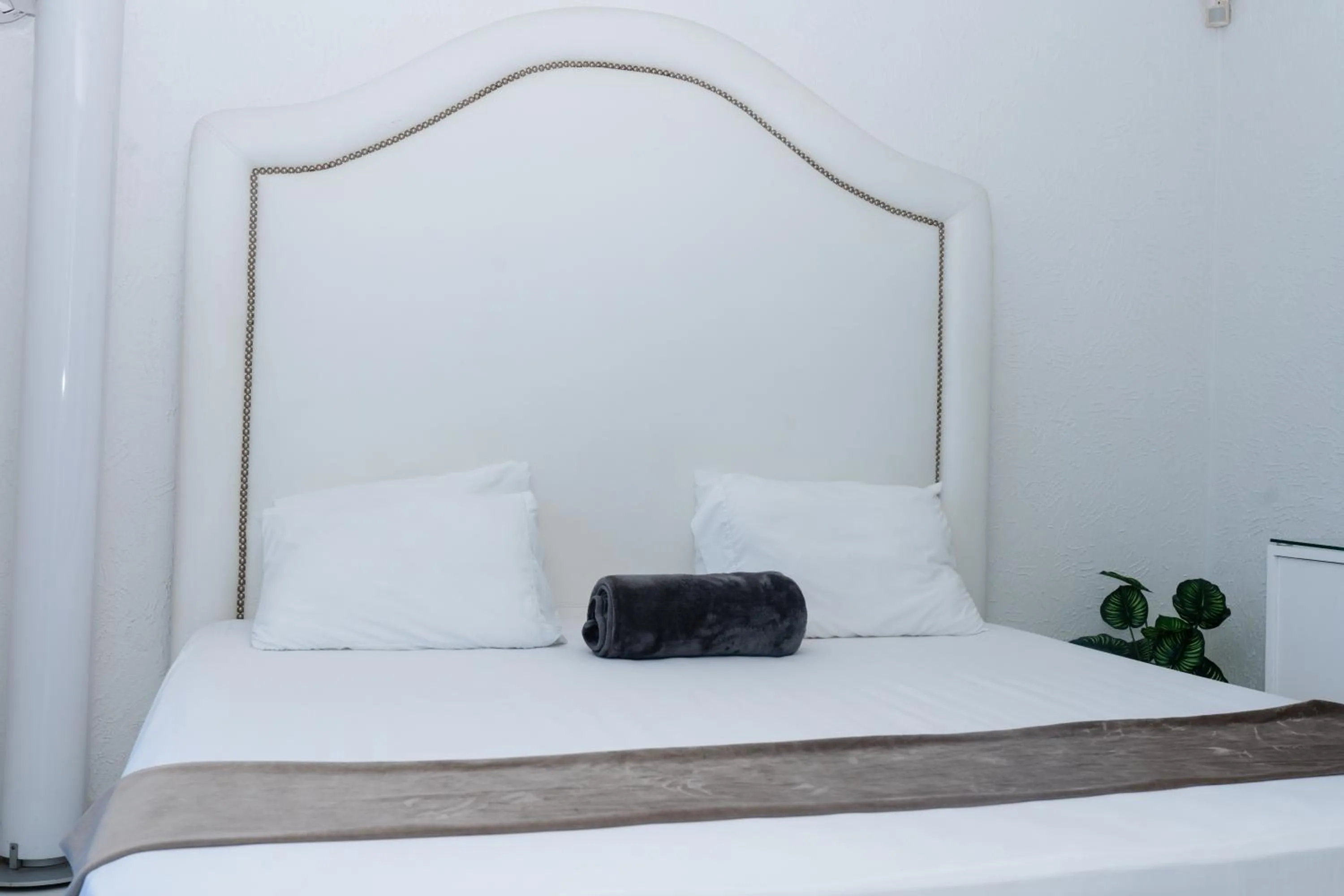 Bed in Hotel Kaamú Taganga