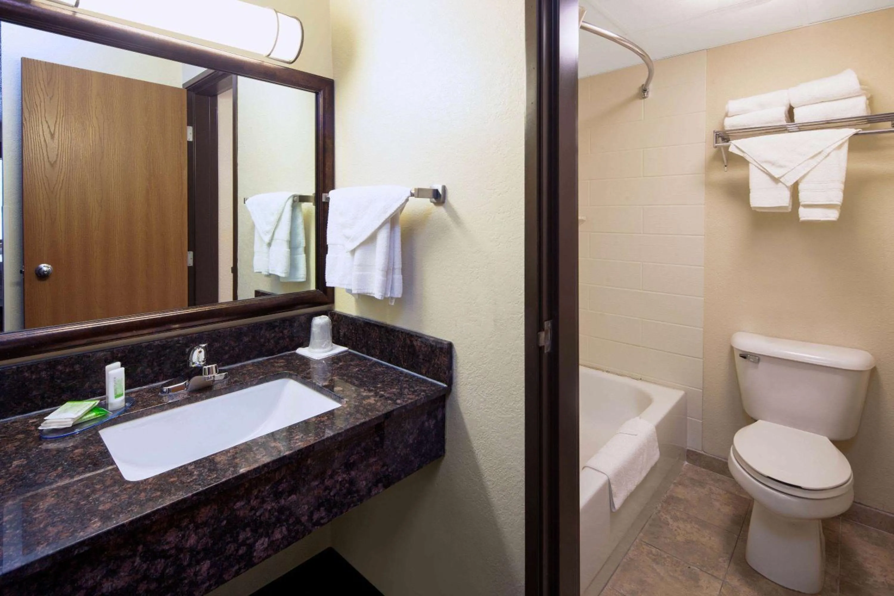 TV and multimedia in AmericInn by Wyndham Ashland