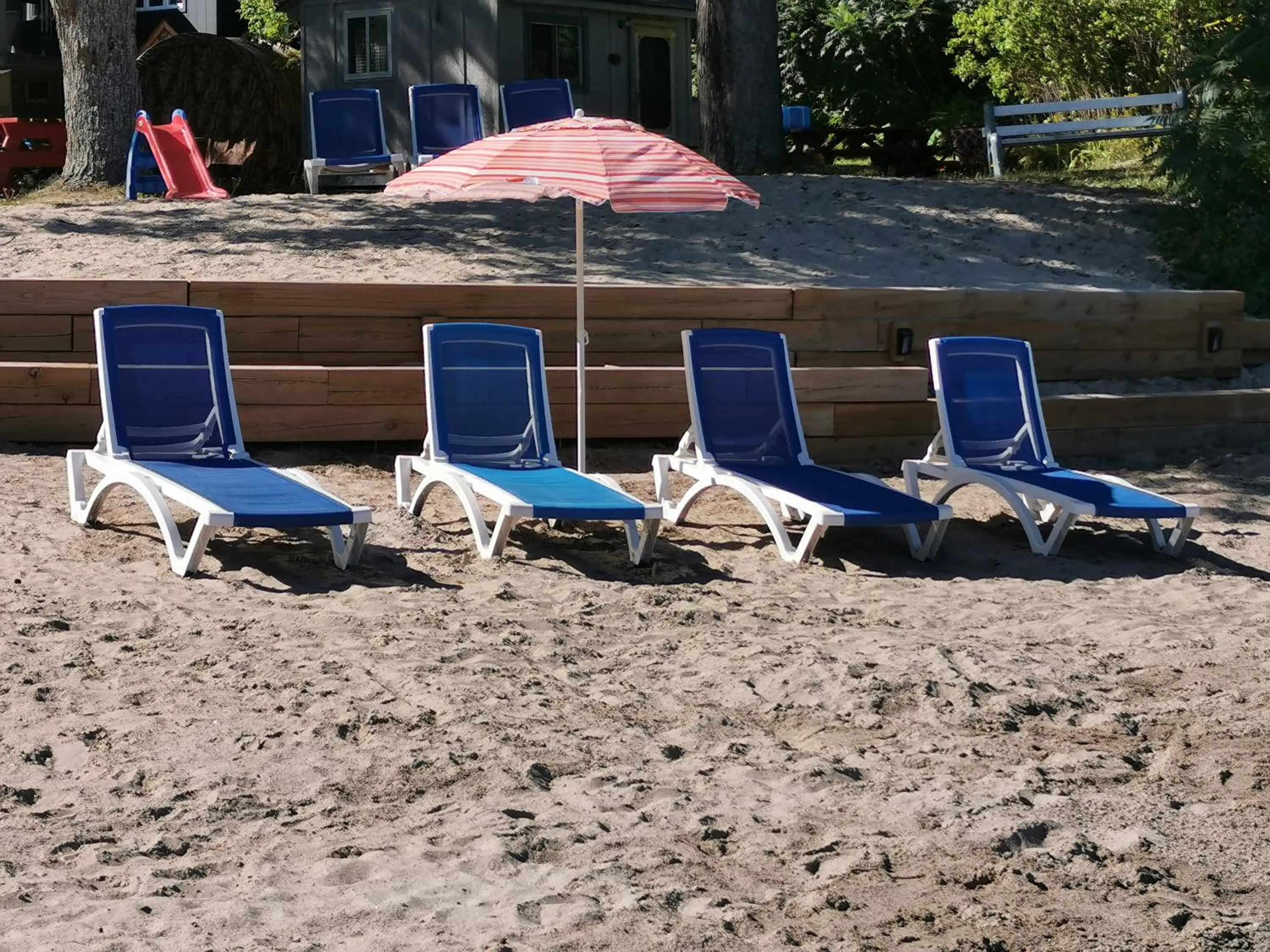 Beach in Muskoka Shores Cottages