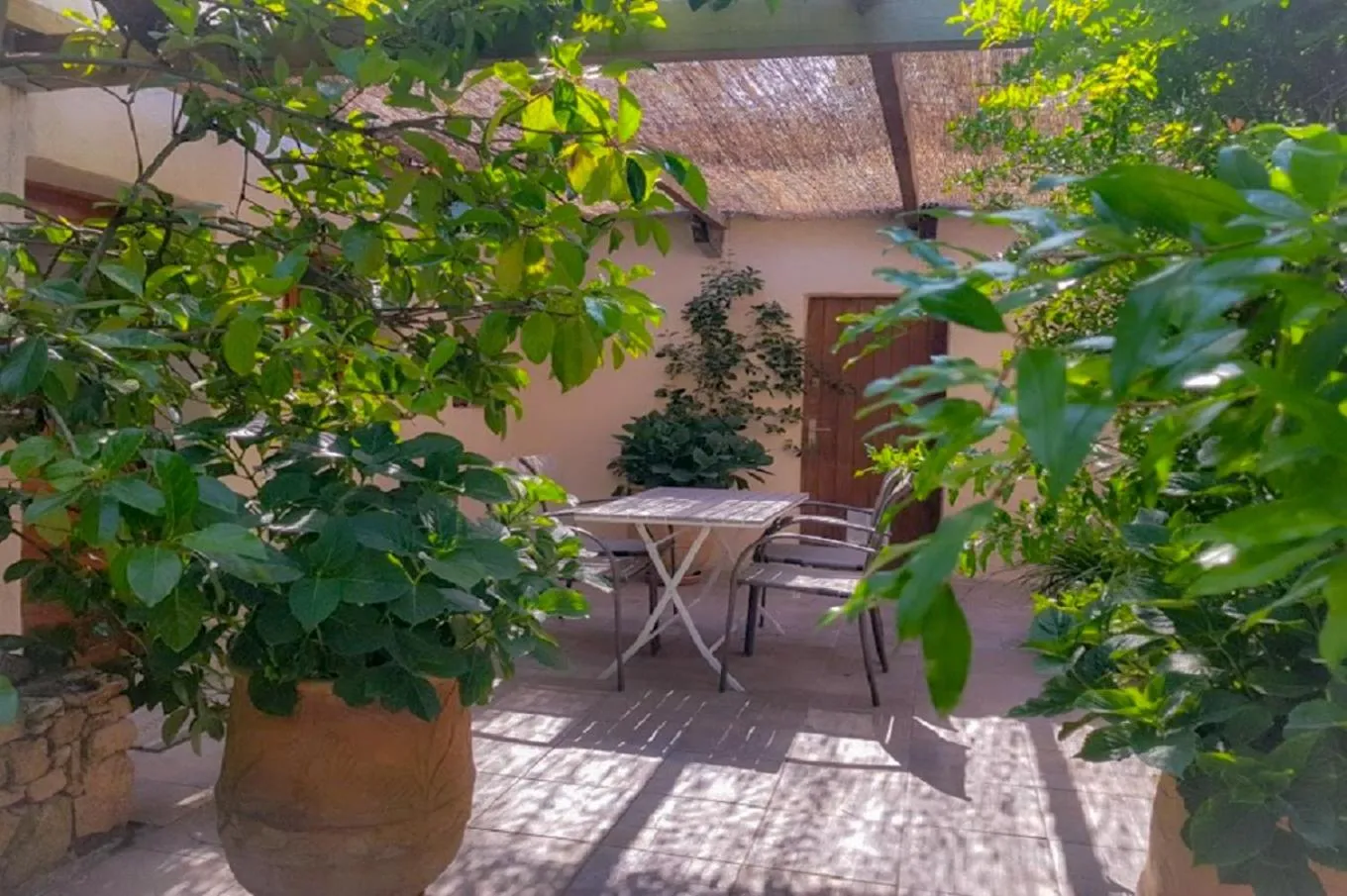 Patio in Salvacintoggio -Votre Villa avec Piscine Privée-