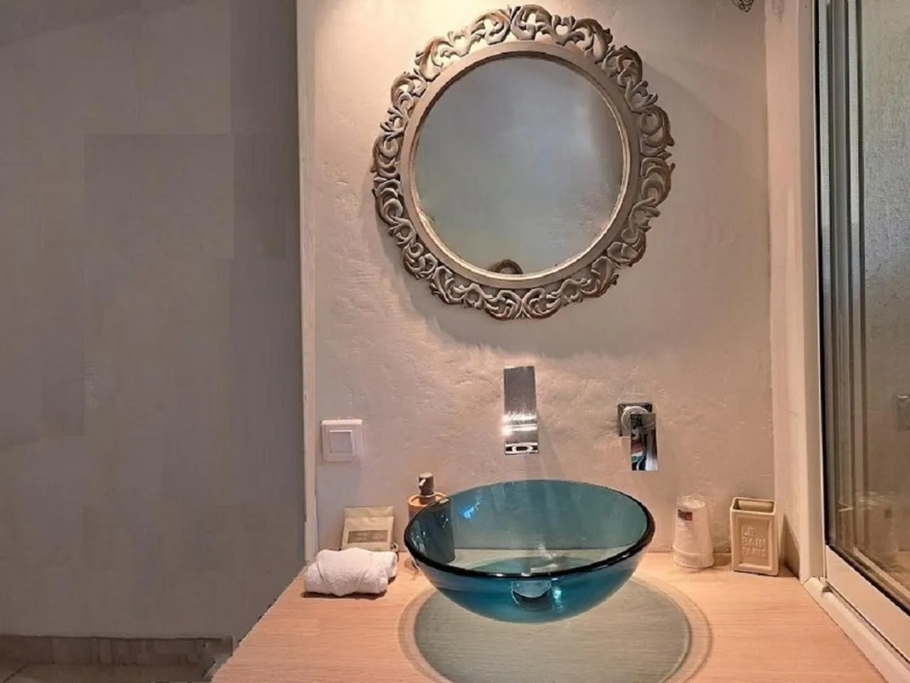 Bathroom in Salvacintoggio -Votre Villa avec Piscine Privée-