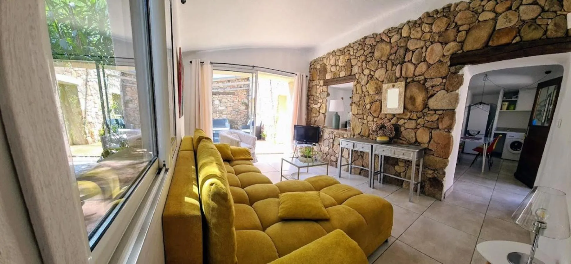 Living room in Salvacintoggio -Votre Villa avec Piscine Privée-