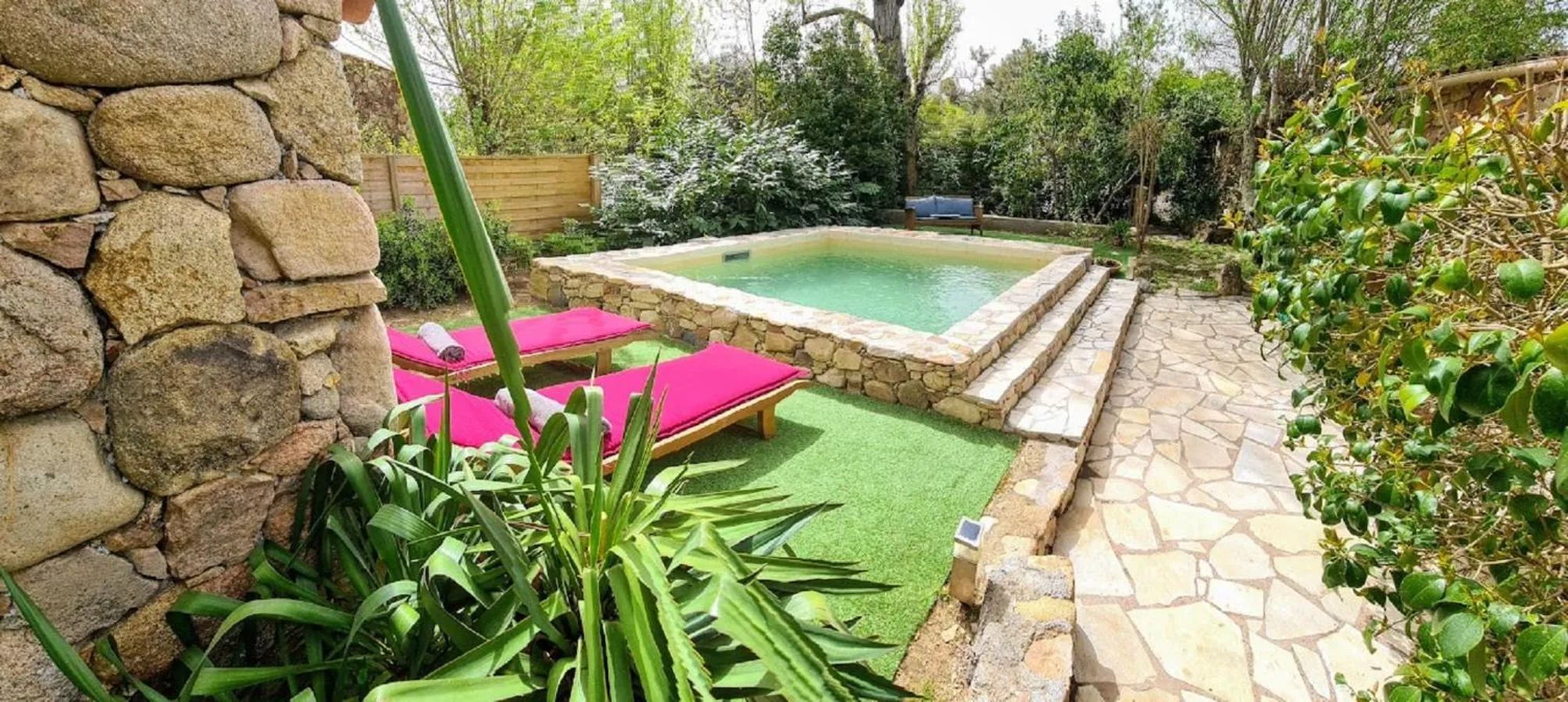 Swimming pool in Salvacintoggio -Votre Villa avec Piscine Privée-