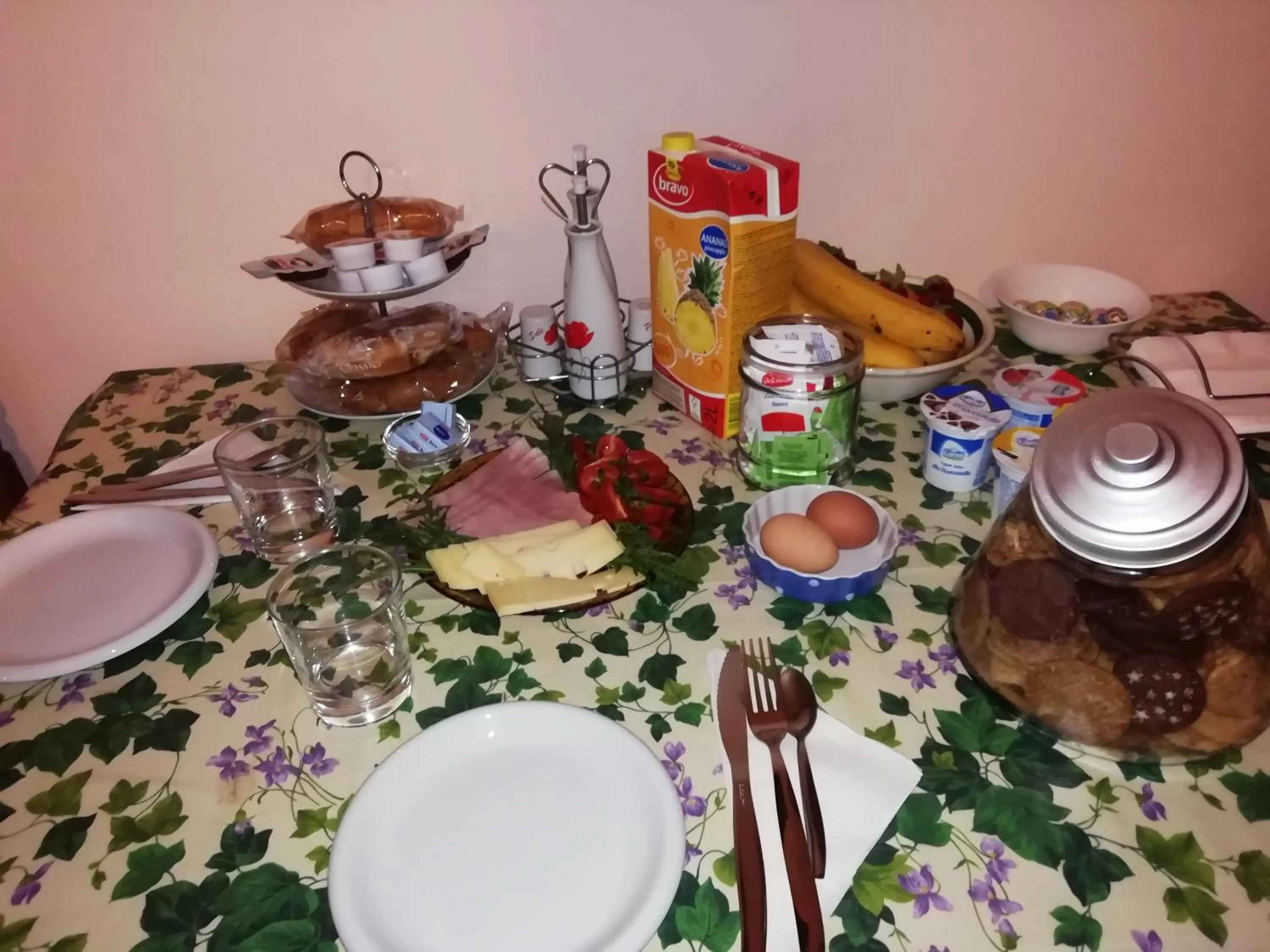 Food and drinks in B&B Villa Claudia