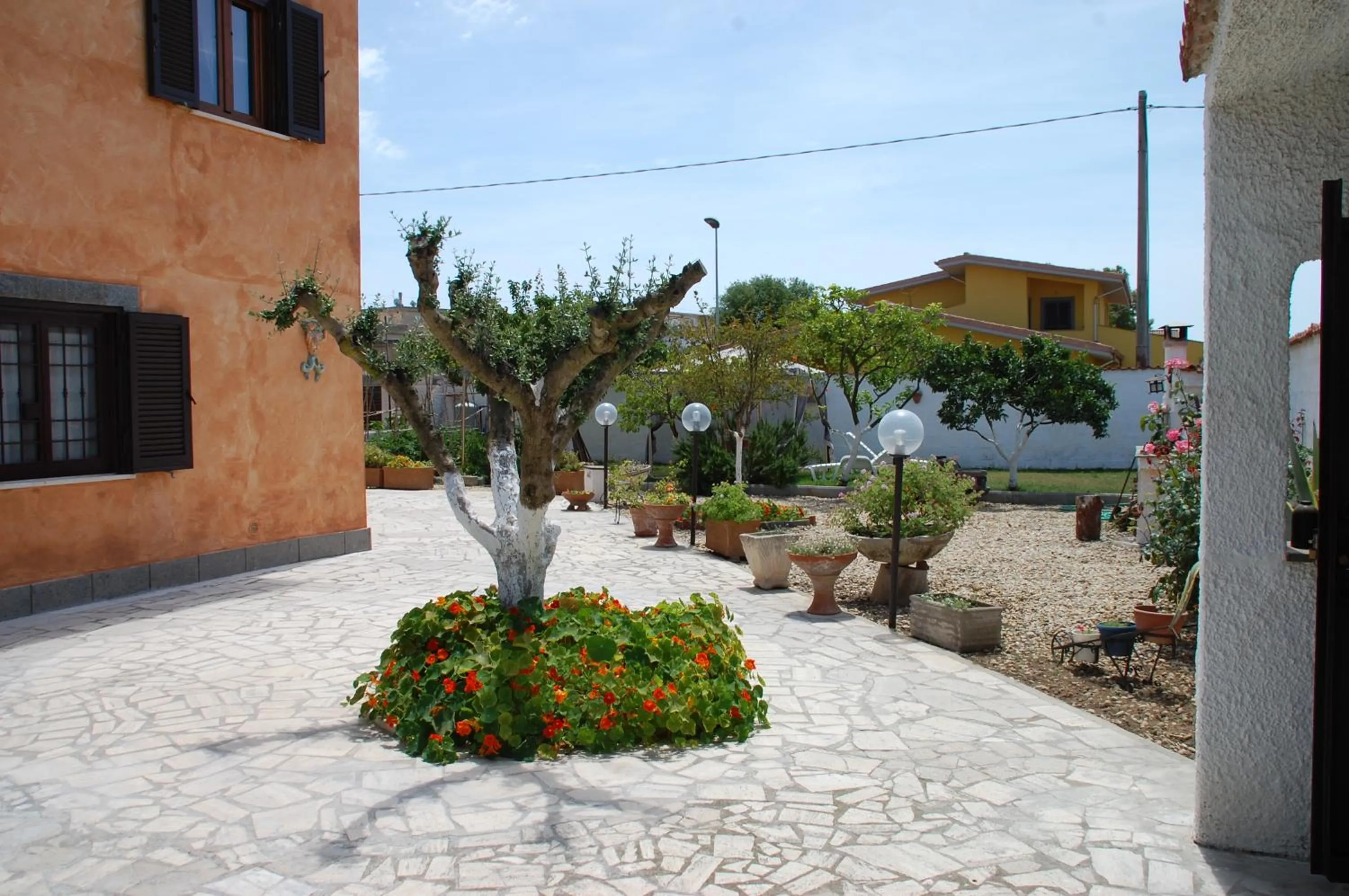 Facade/entrance in B&B Villa Claudia
