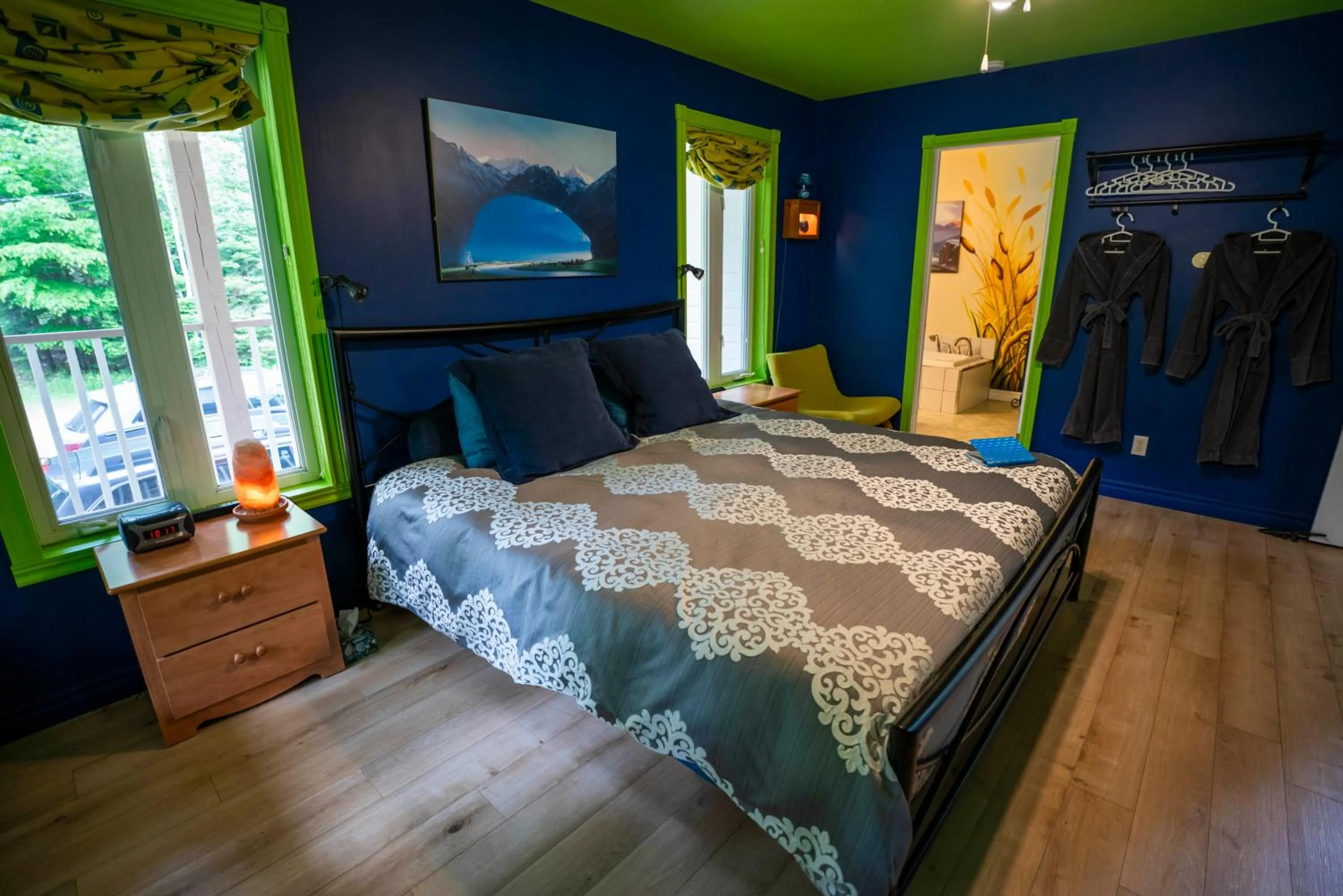 Bed in Gîte Crystal Inn