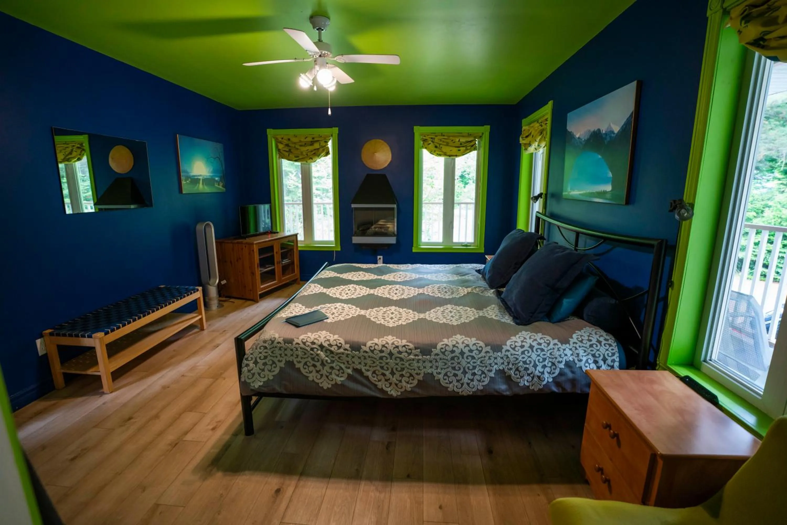 Bed in Gîte Crystal Inn