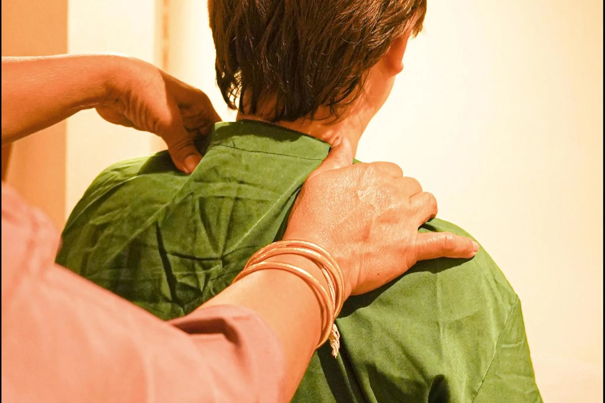 Massage in Thanicha Resort Amphawa