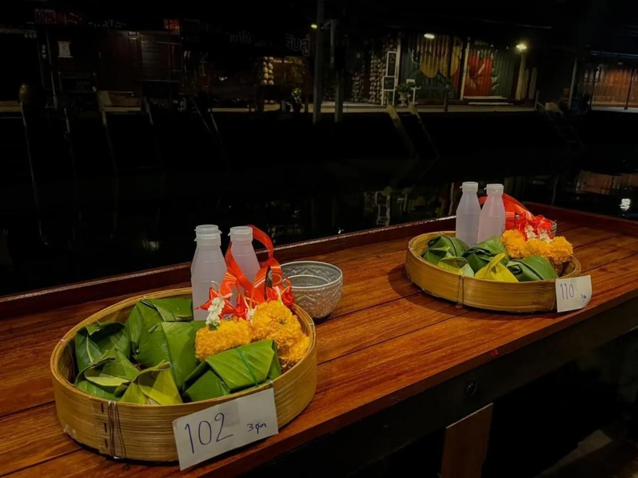 Activities in Thanicha Resort Amphawa