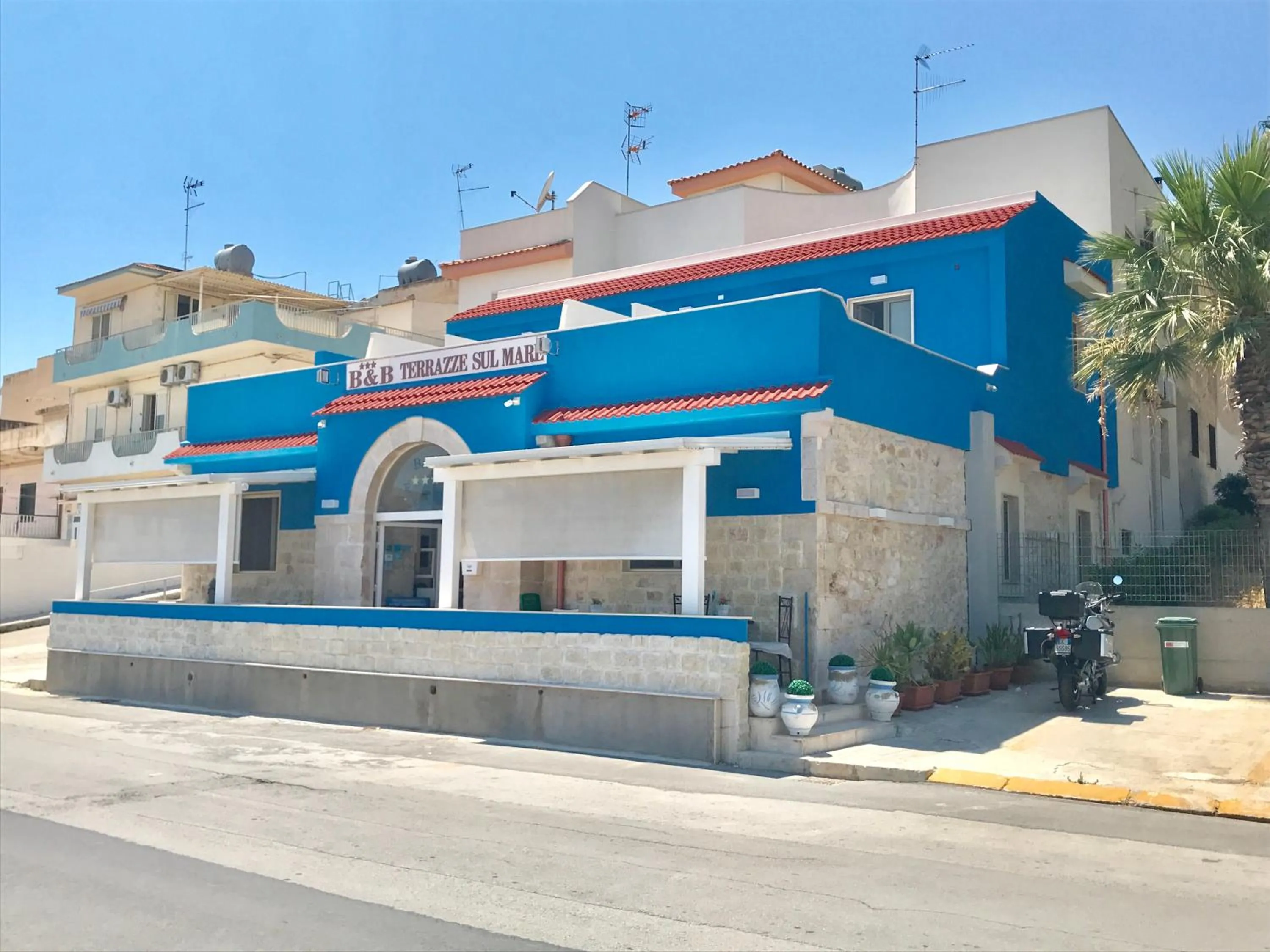 Facade/entrance in Terrazze Sul Mare