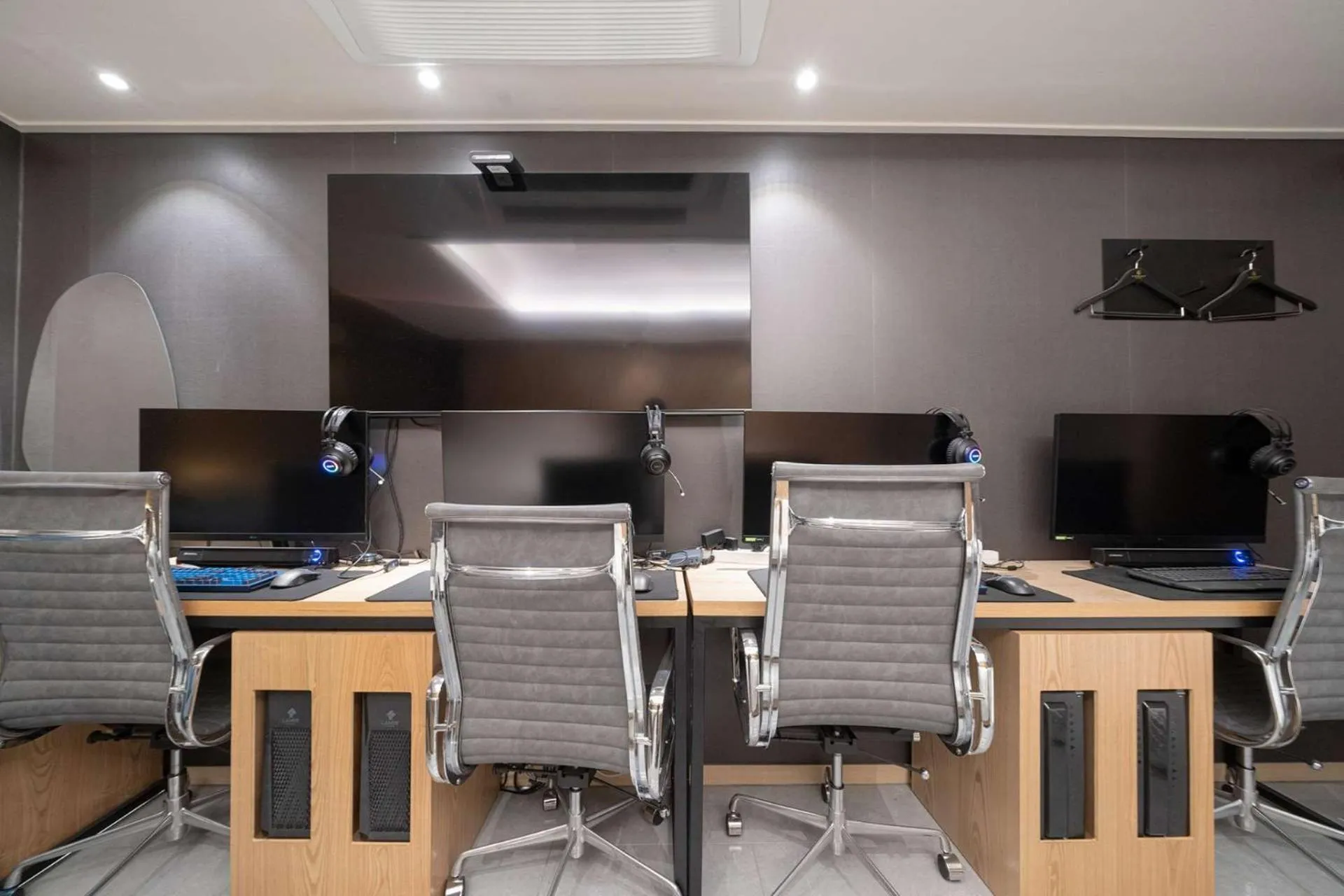 From H About Hotel Chungju