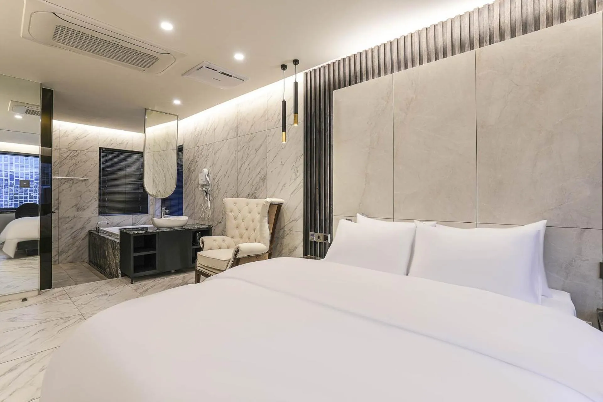 Bed in Heritage31 Hotel