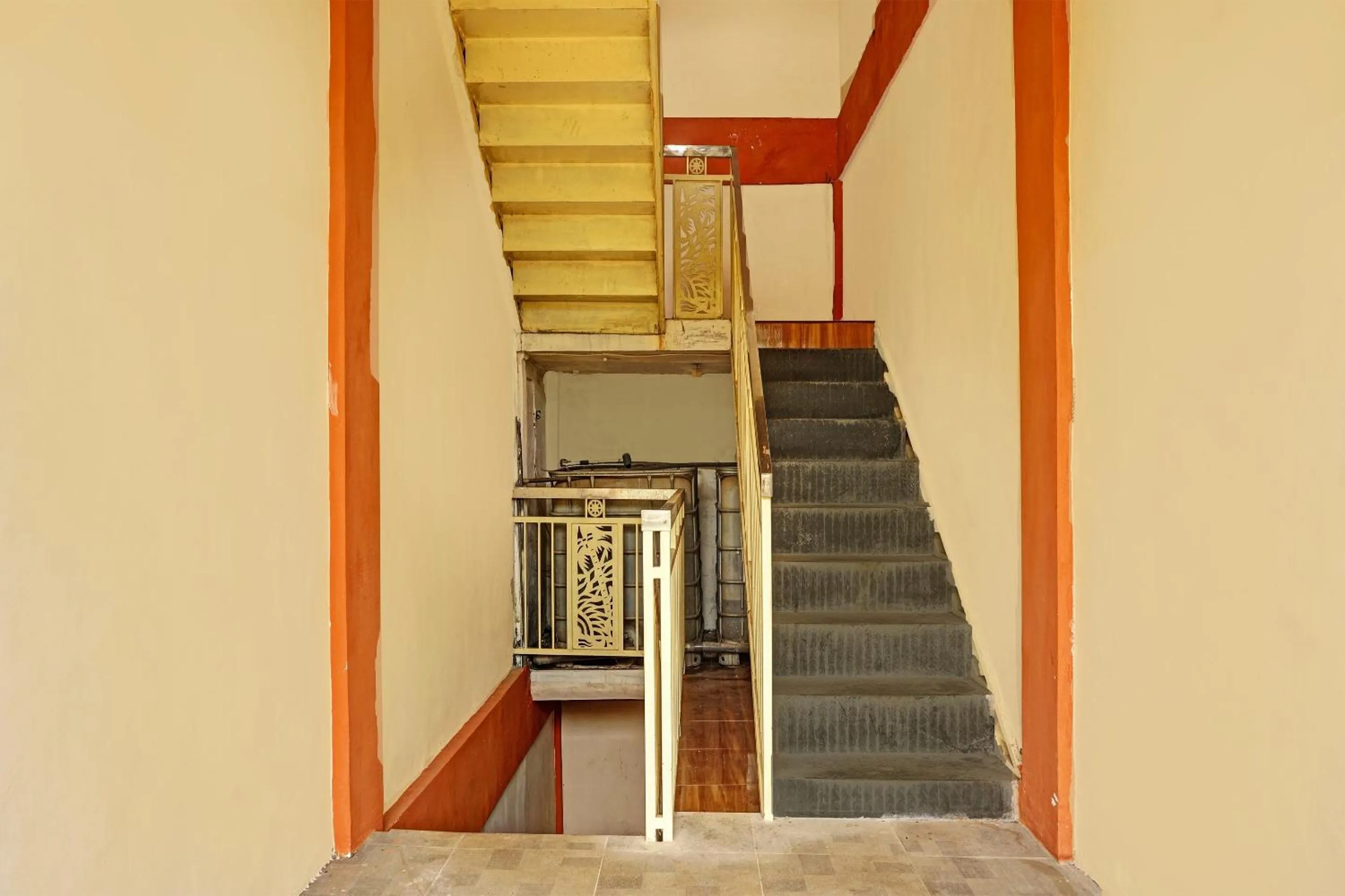 Lobby or reception in OYO Life 92568 Penginapan Joglo Syariah