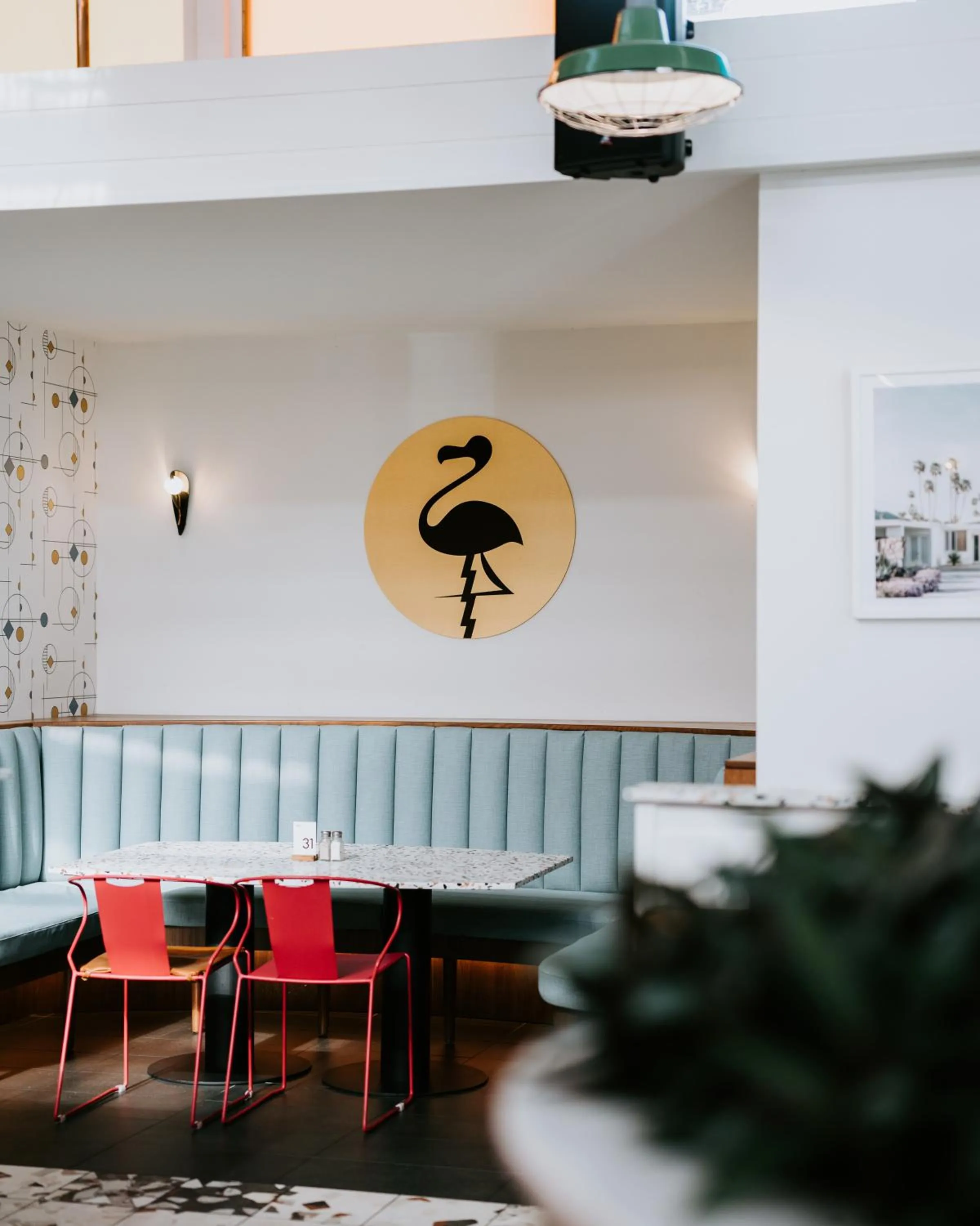Seating area in Peninsula Hotel Motel