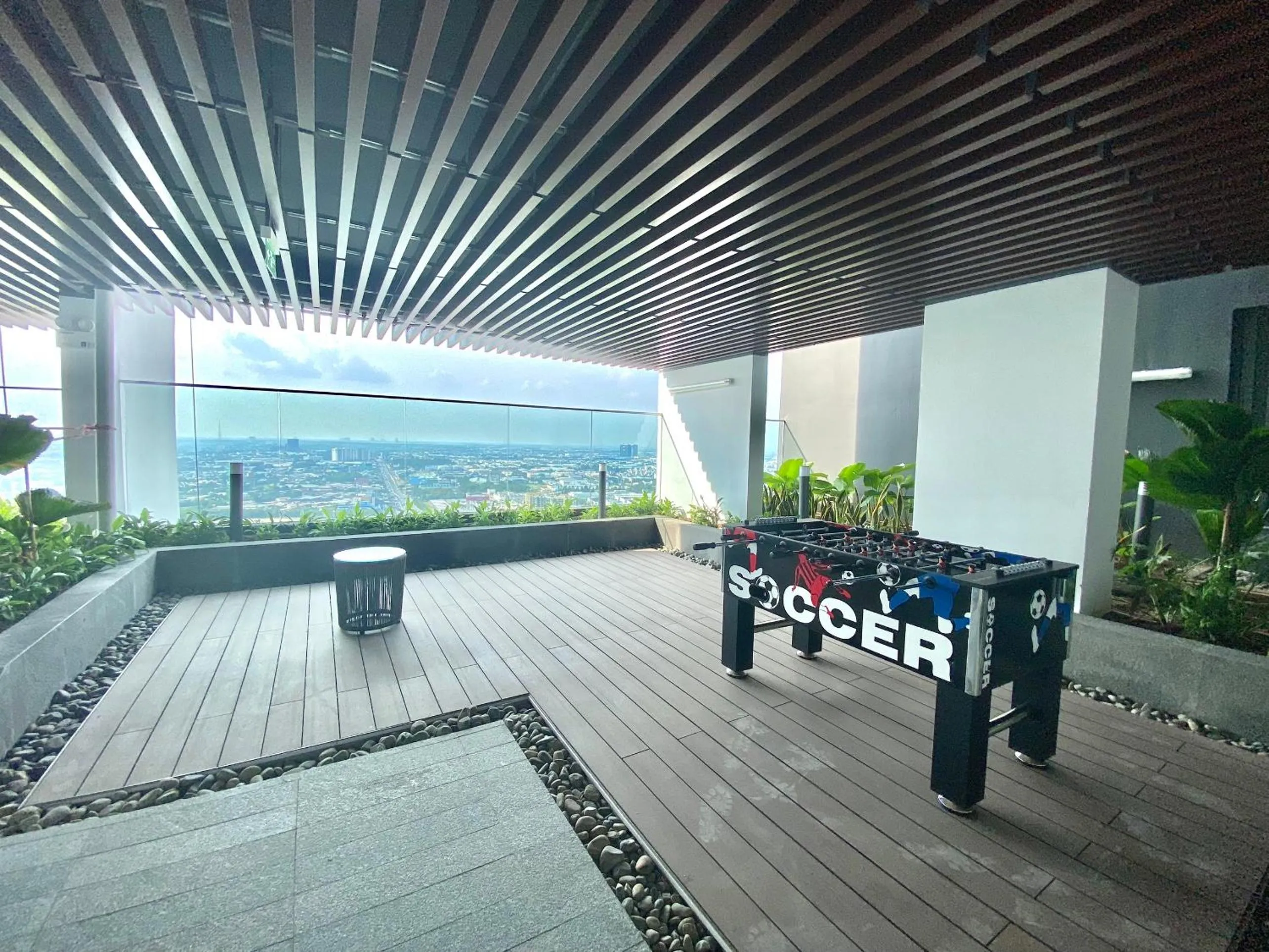 Billiard in The Emerald Golf View