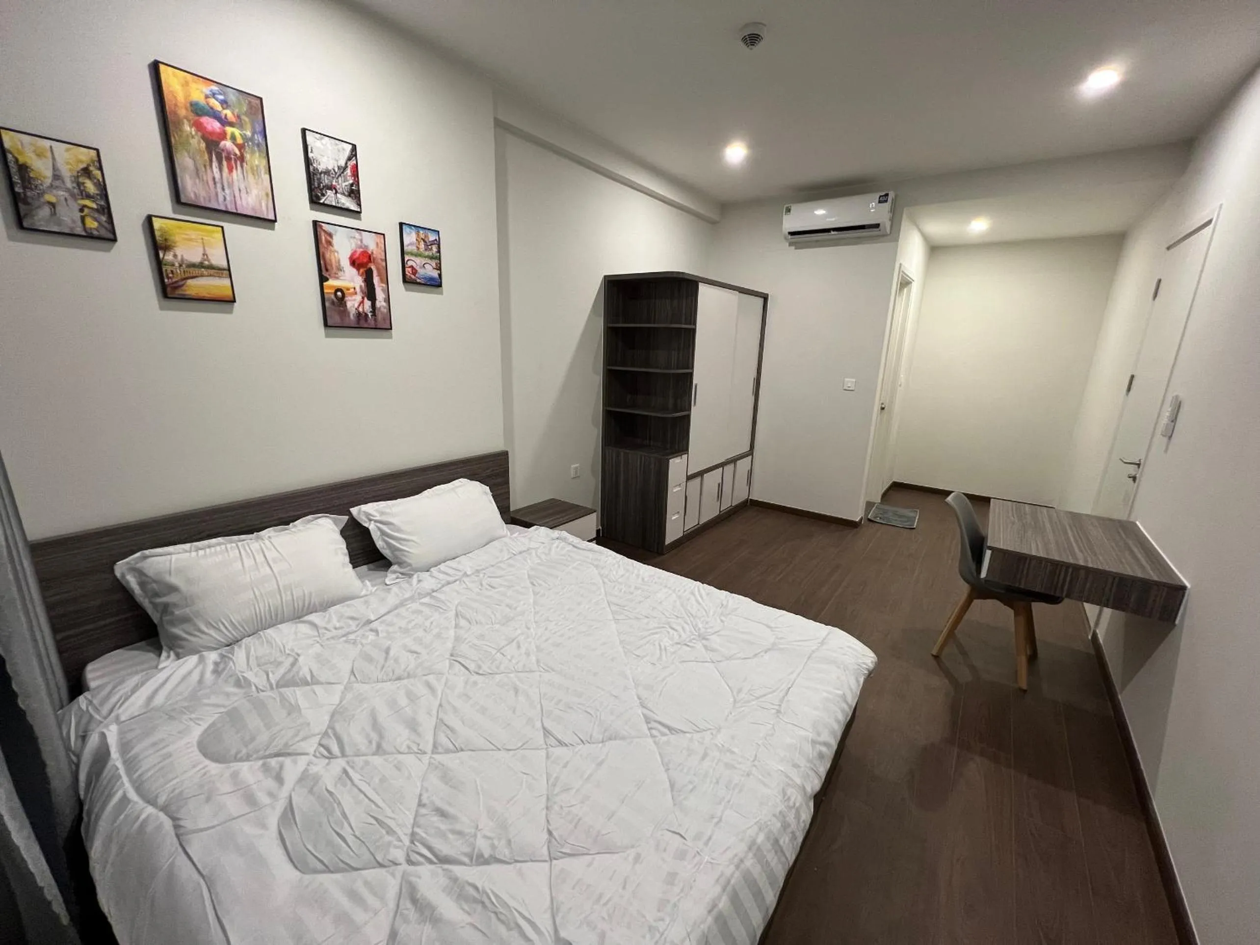 Bed in The Emerald Golf View