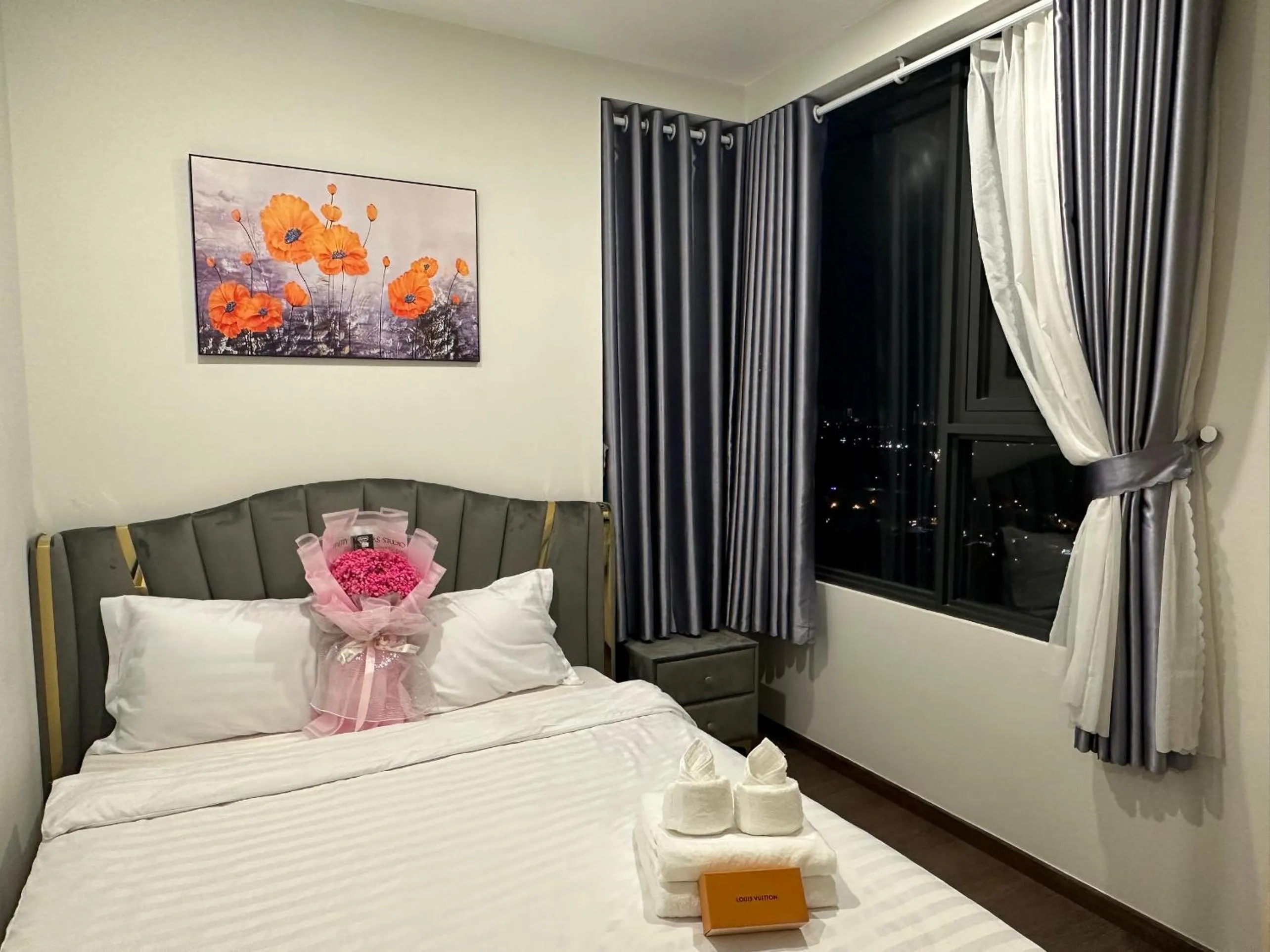 Bedroom, Bed in The Emerald Golf View