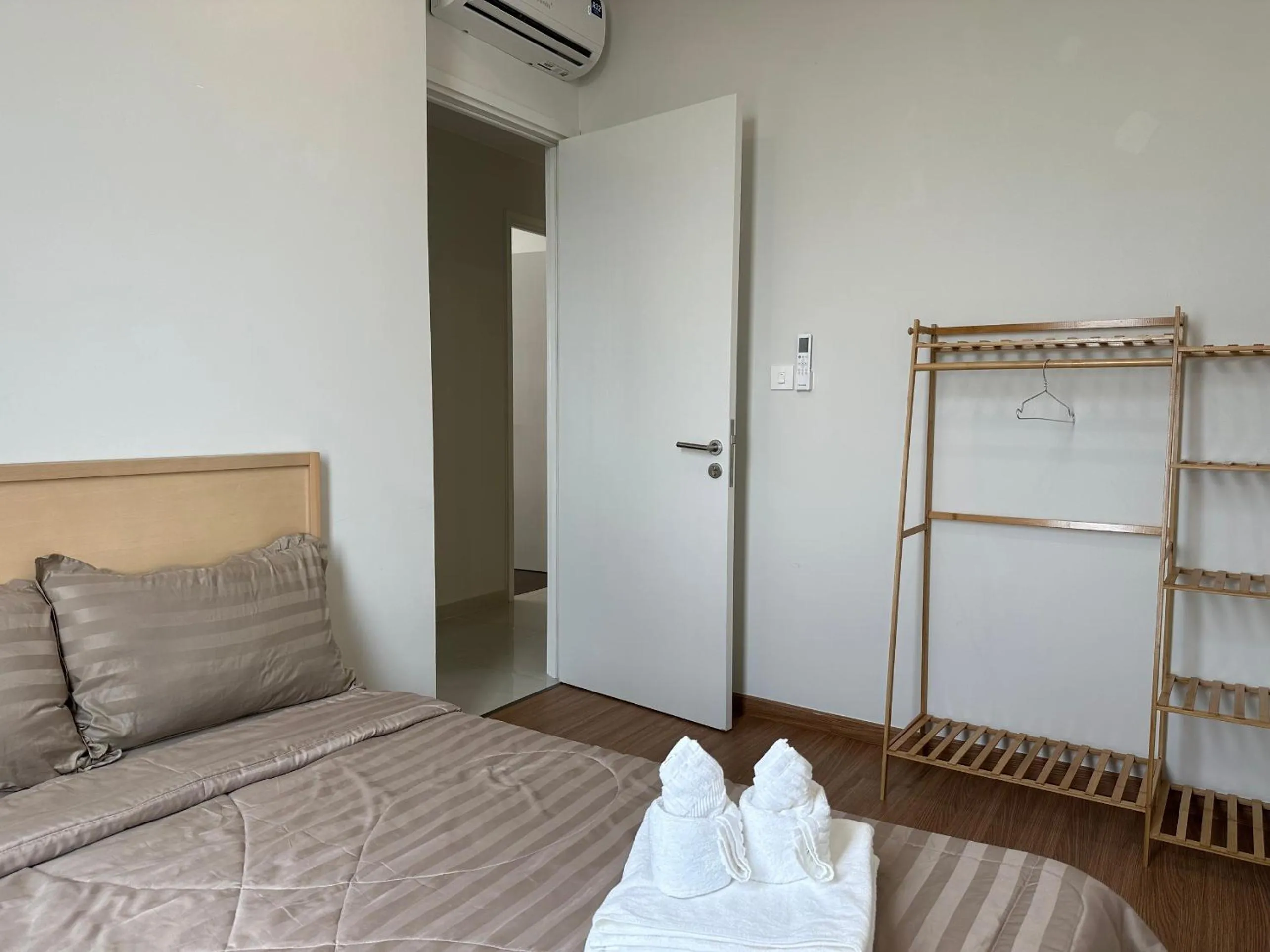 Bedroom, Bed in The Emerald Golf View