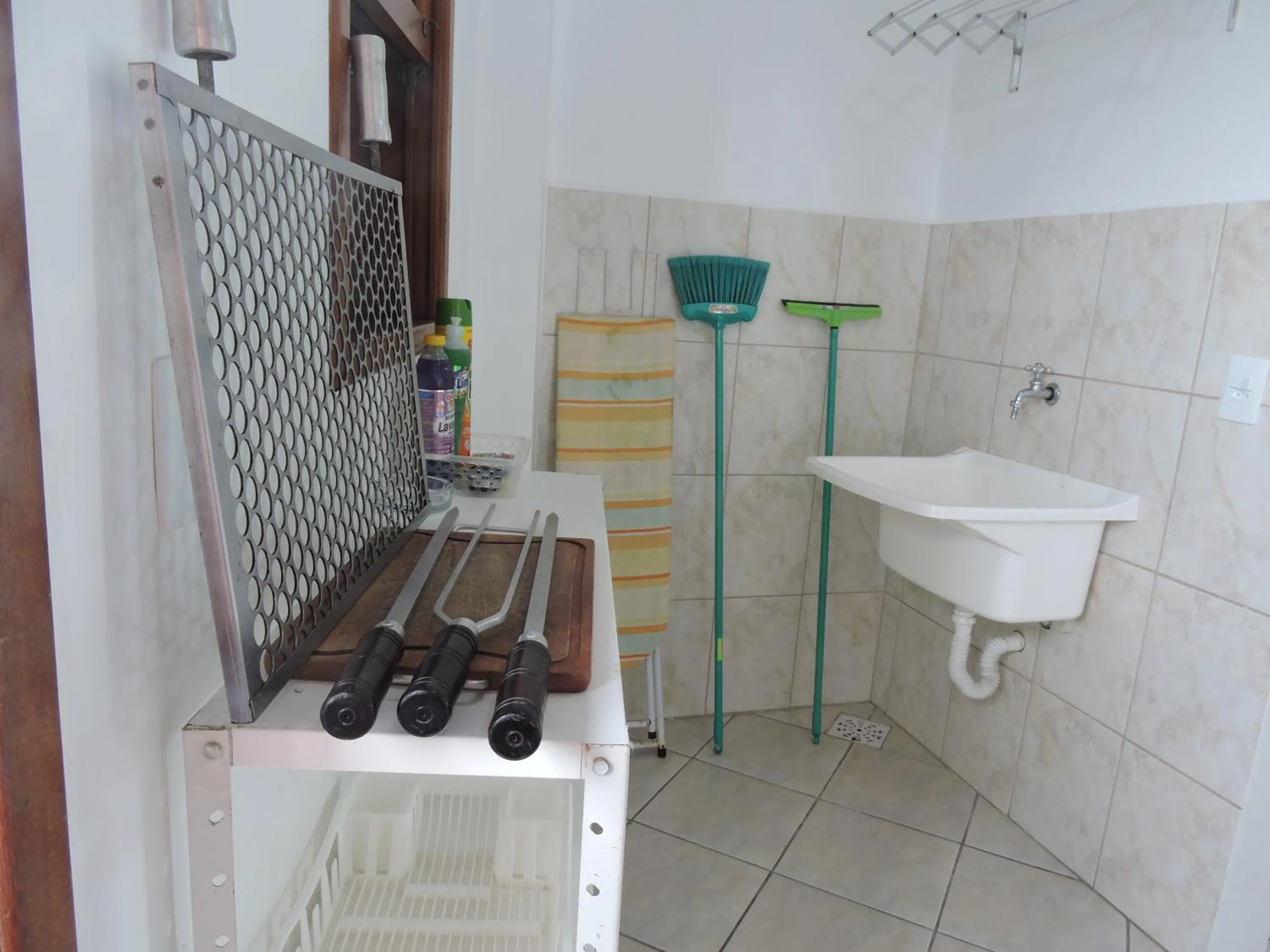 Area and facilities in Castelo da Ilha