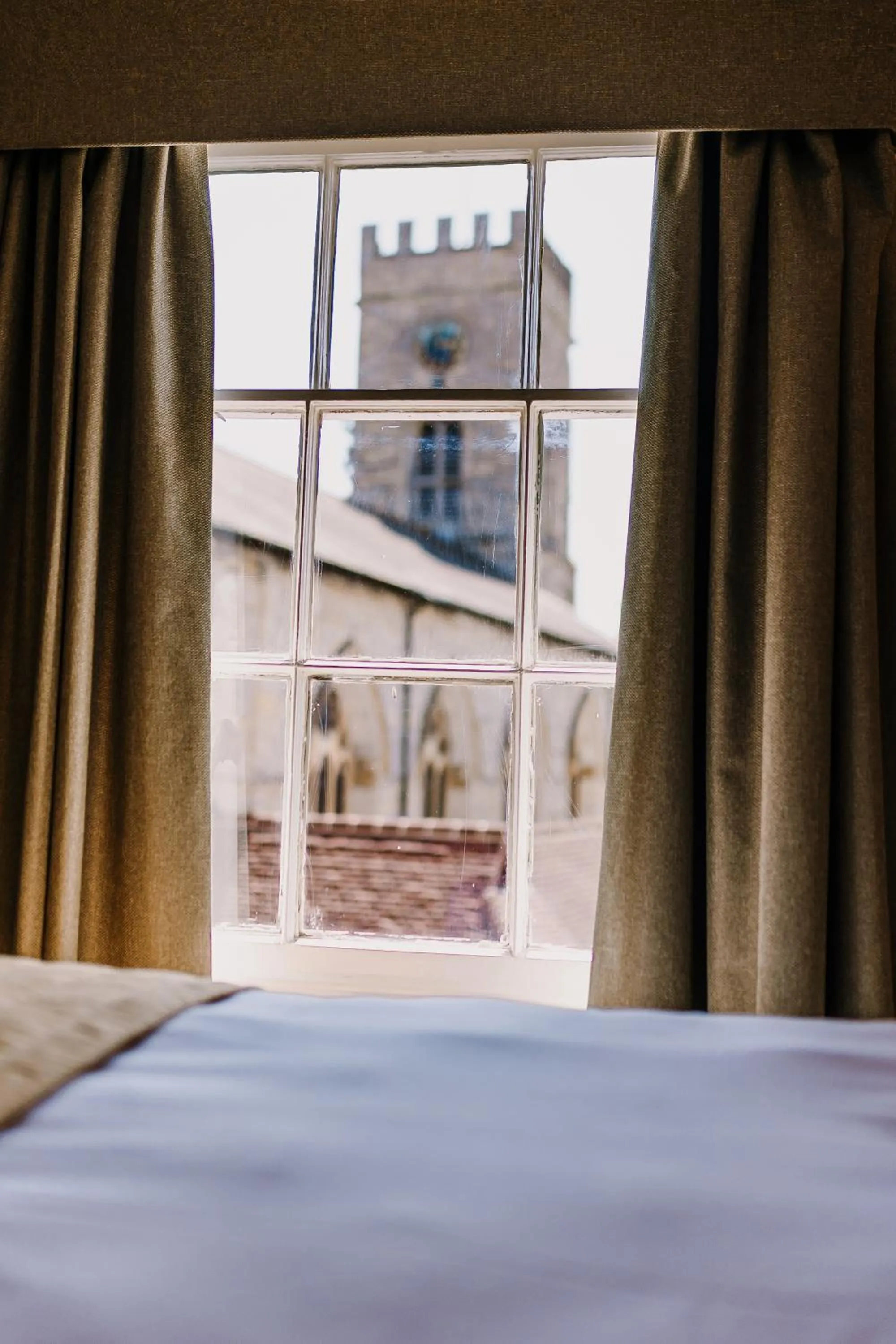 Bedroom, Bed in The Bull Hotel