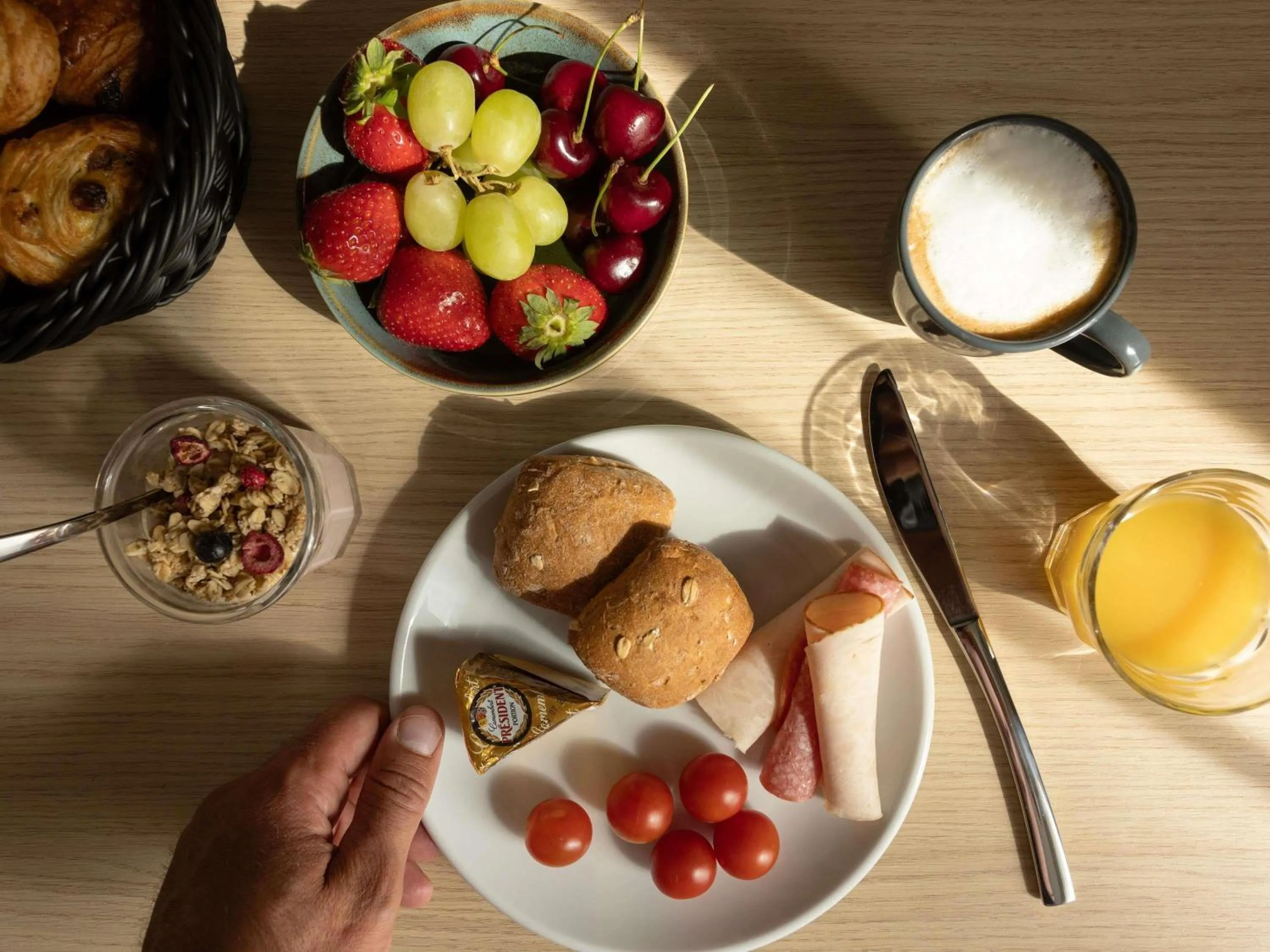 Breakfast in Adagio Antwerp City Center