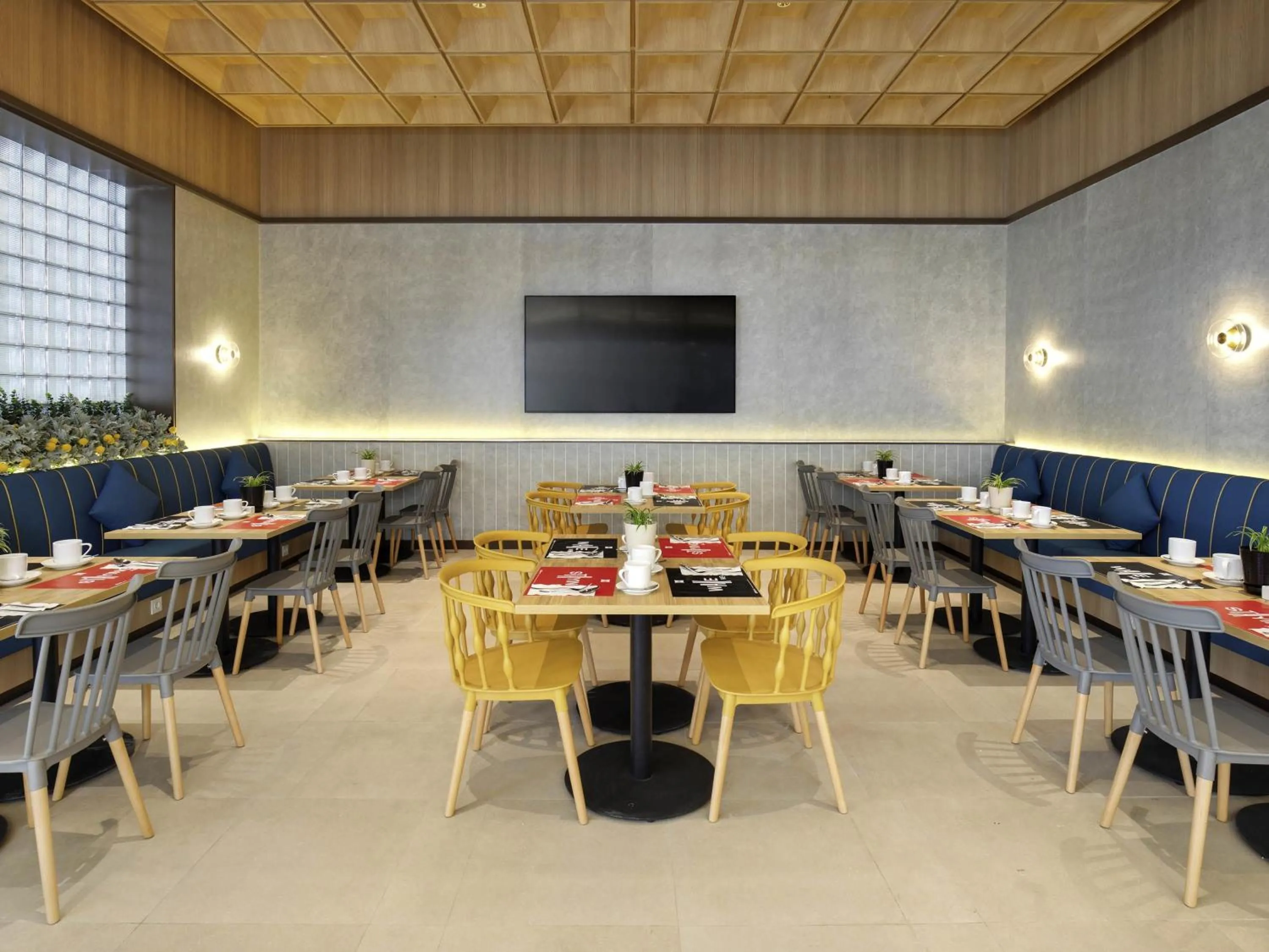 Meeting/conference room in ibis Palembang Sanggar