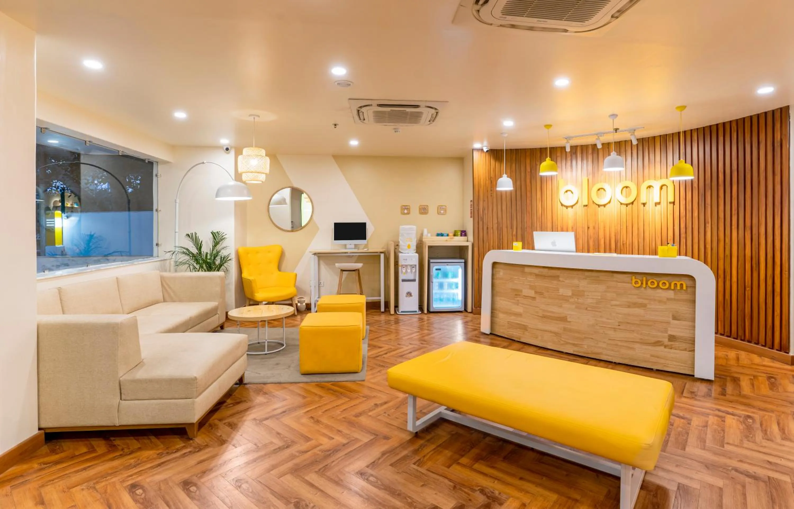Lobby or reception in Bloom Hotel - Sector 19