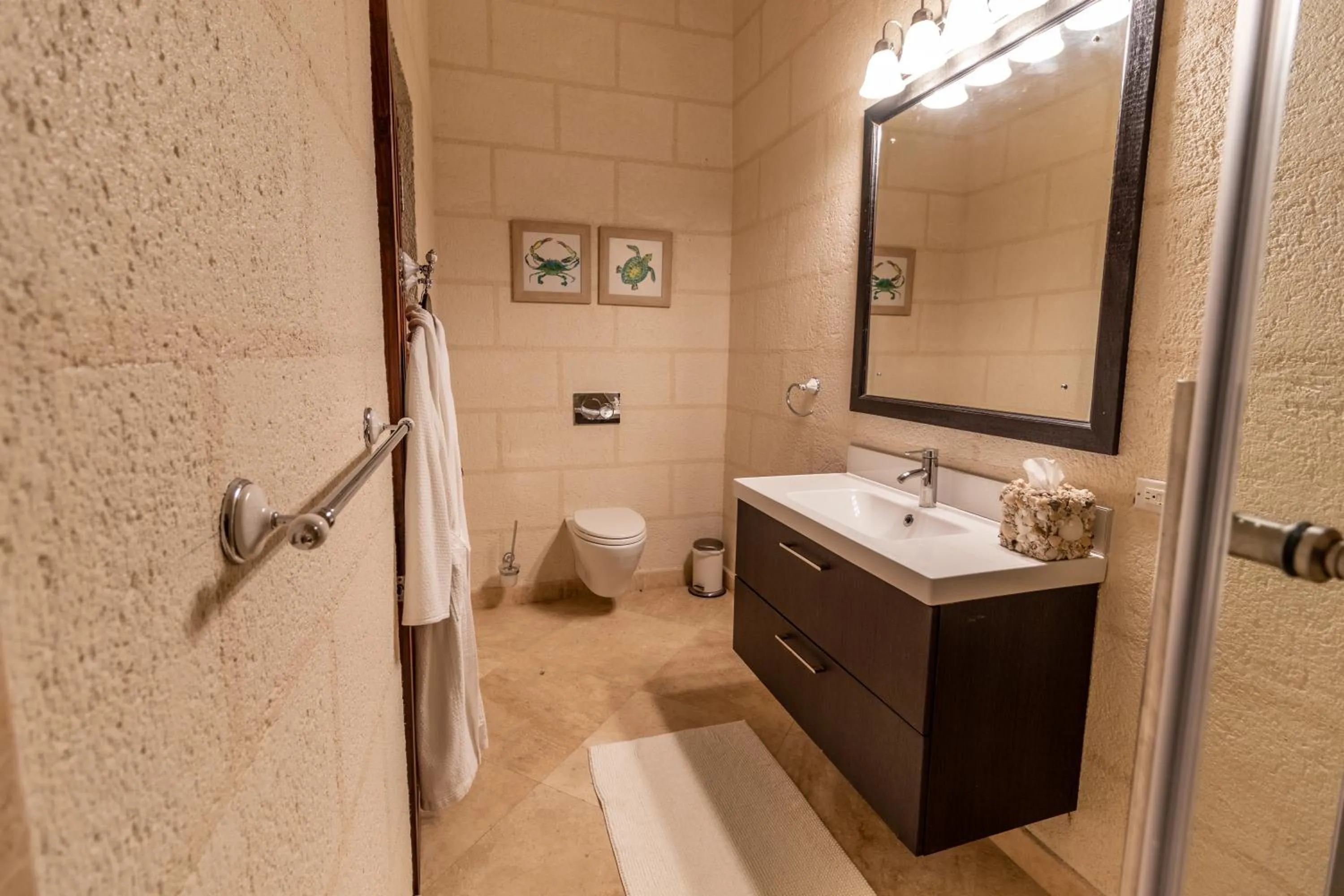 Toilet in Sweetfield Manor