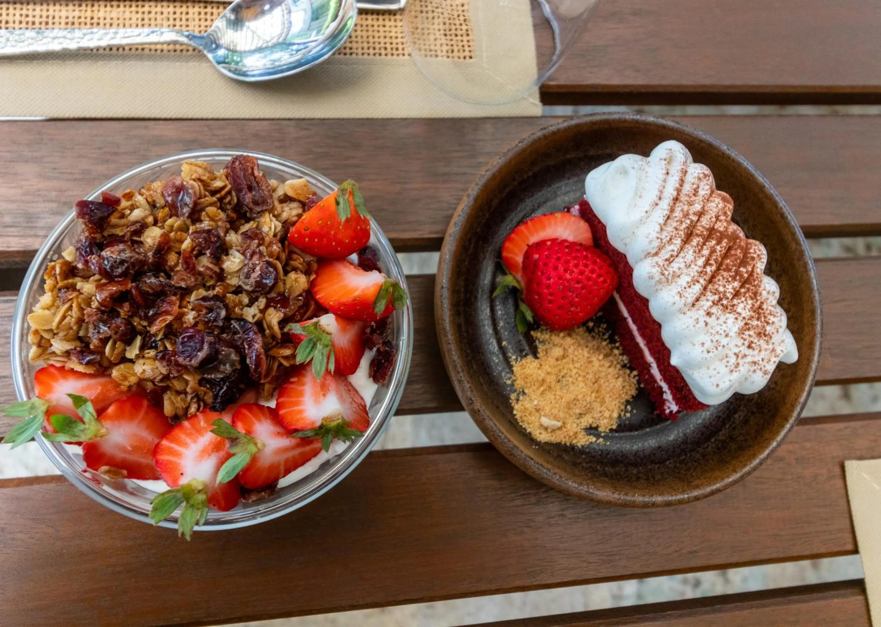 Lounge or bar in Sweetfield Manor