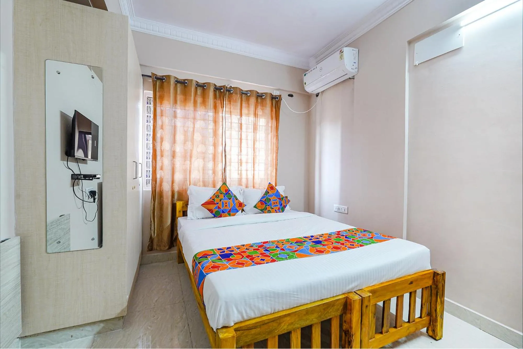 Bed in FabHotel The Lepsi Inn - BTM Layout