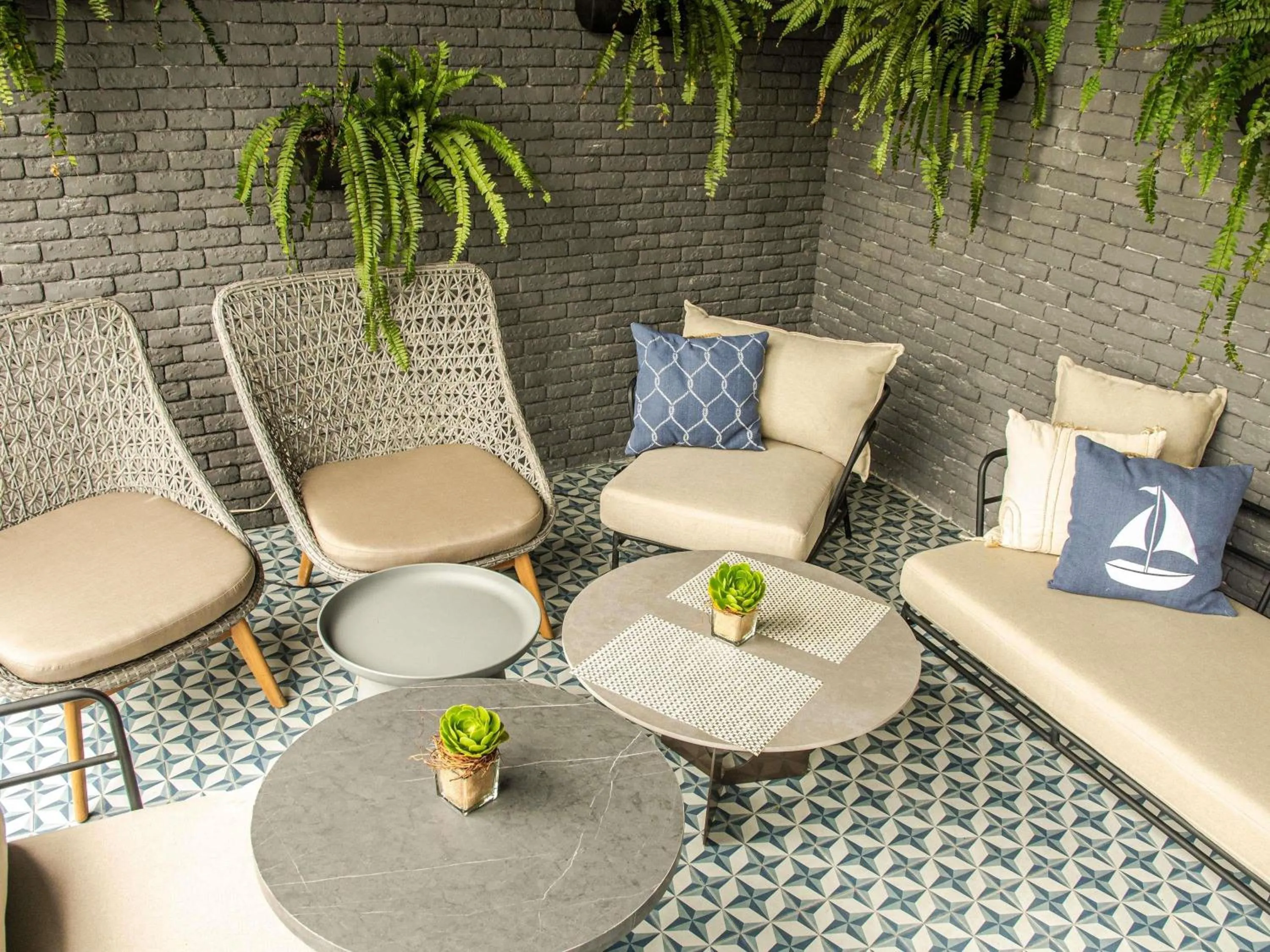 Restaurant/places to eat in Ibis Styles El Malecon Guayaquil