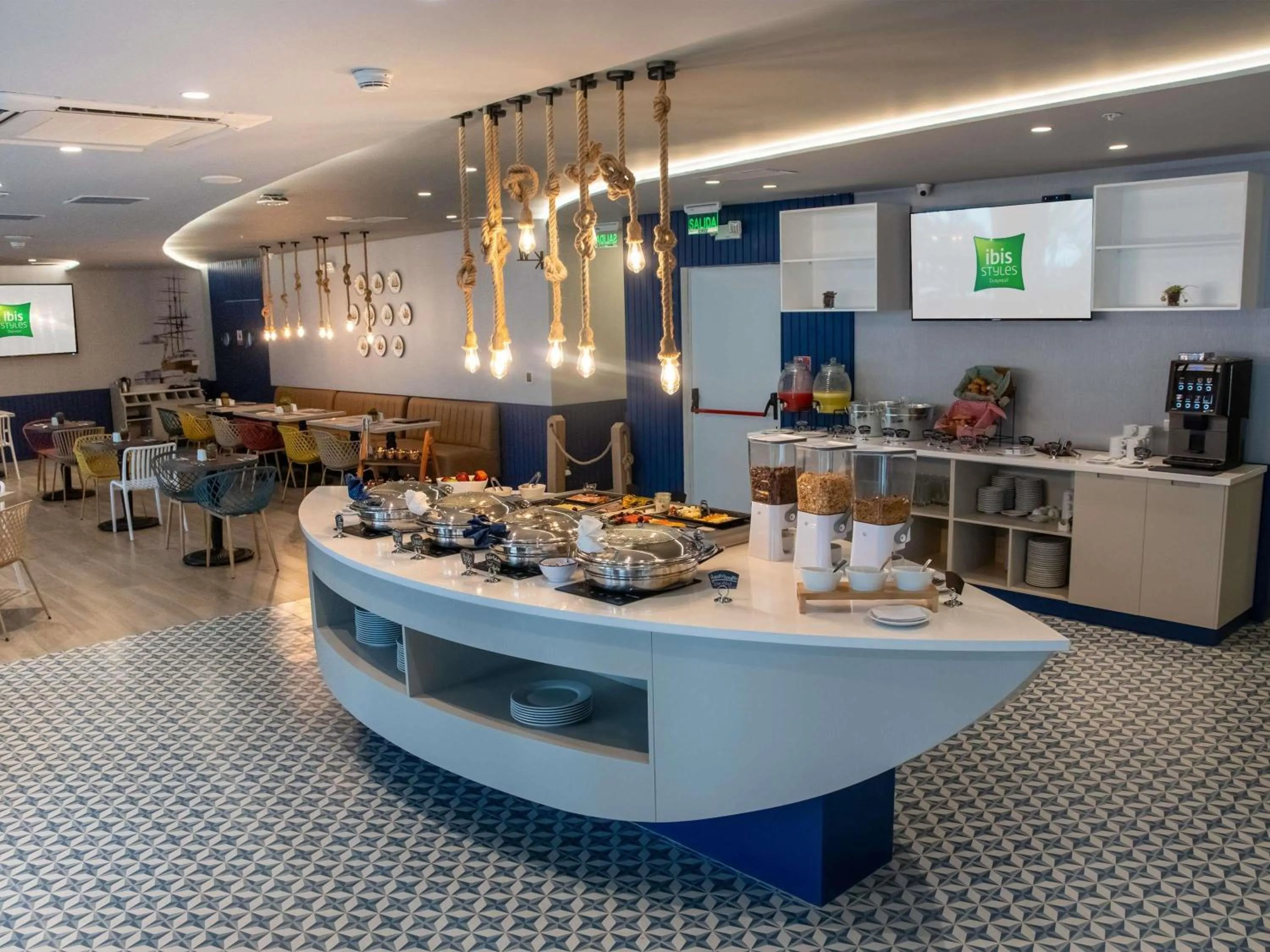 Breakfast in Ibis Styles El Malecon Guayaquil