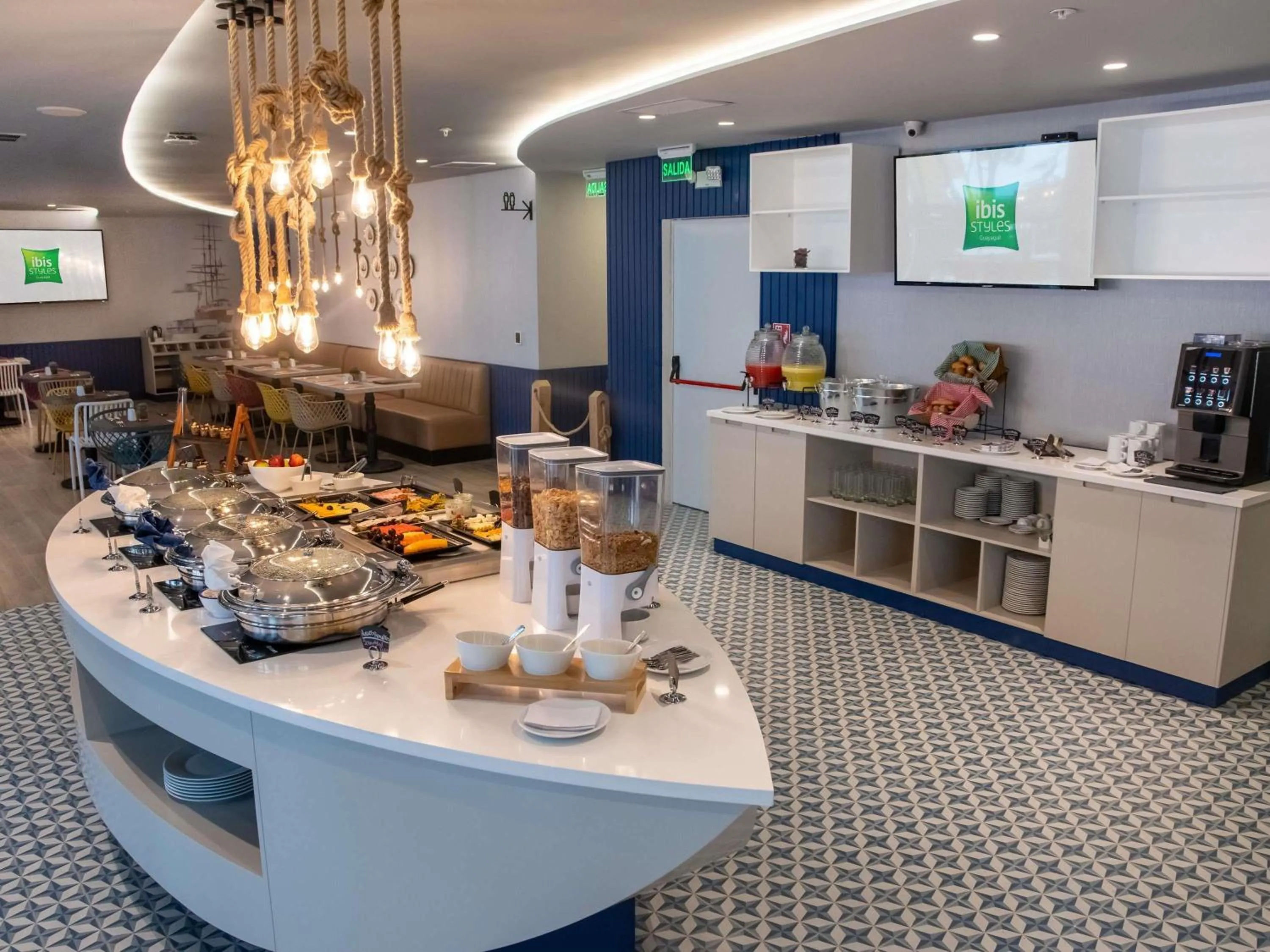Breakfast in Ibis Styles El Malecon Guayaquil