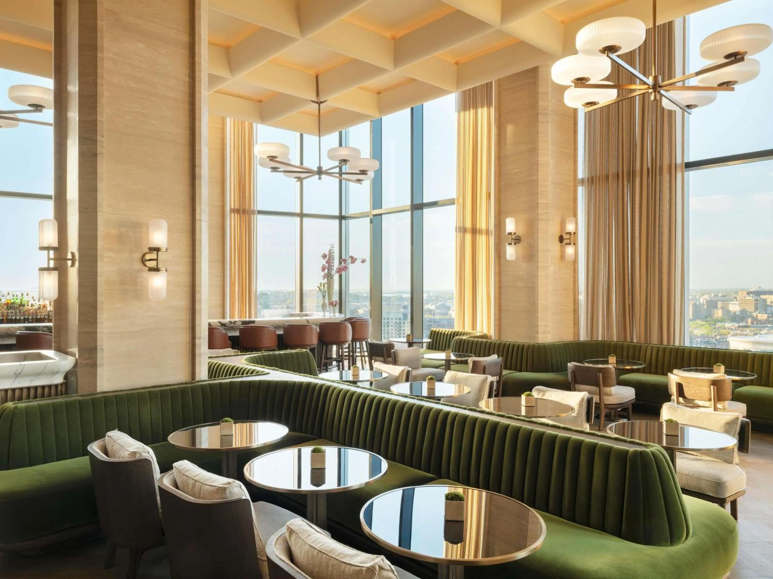 Lounge or bar in Raffles Boston