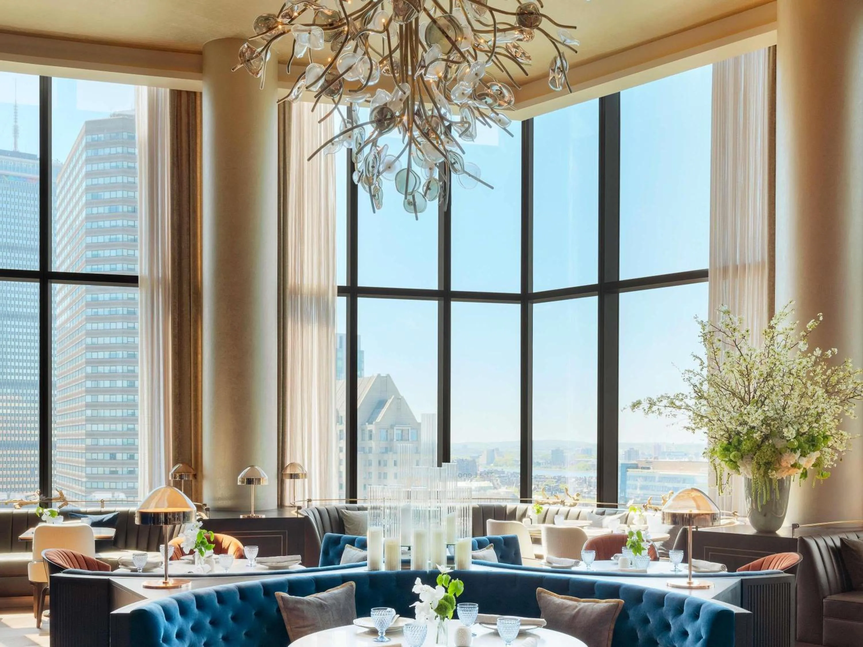 Restaurant/places to eat in Raffles Boston