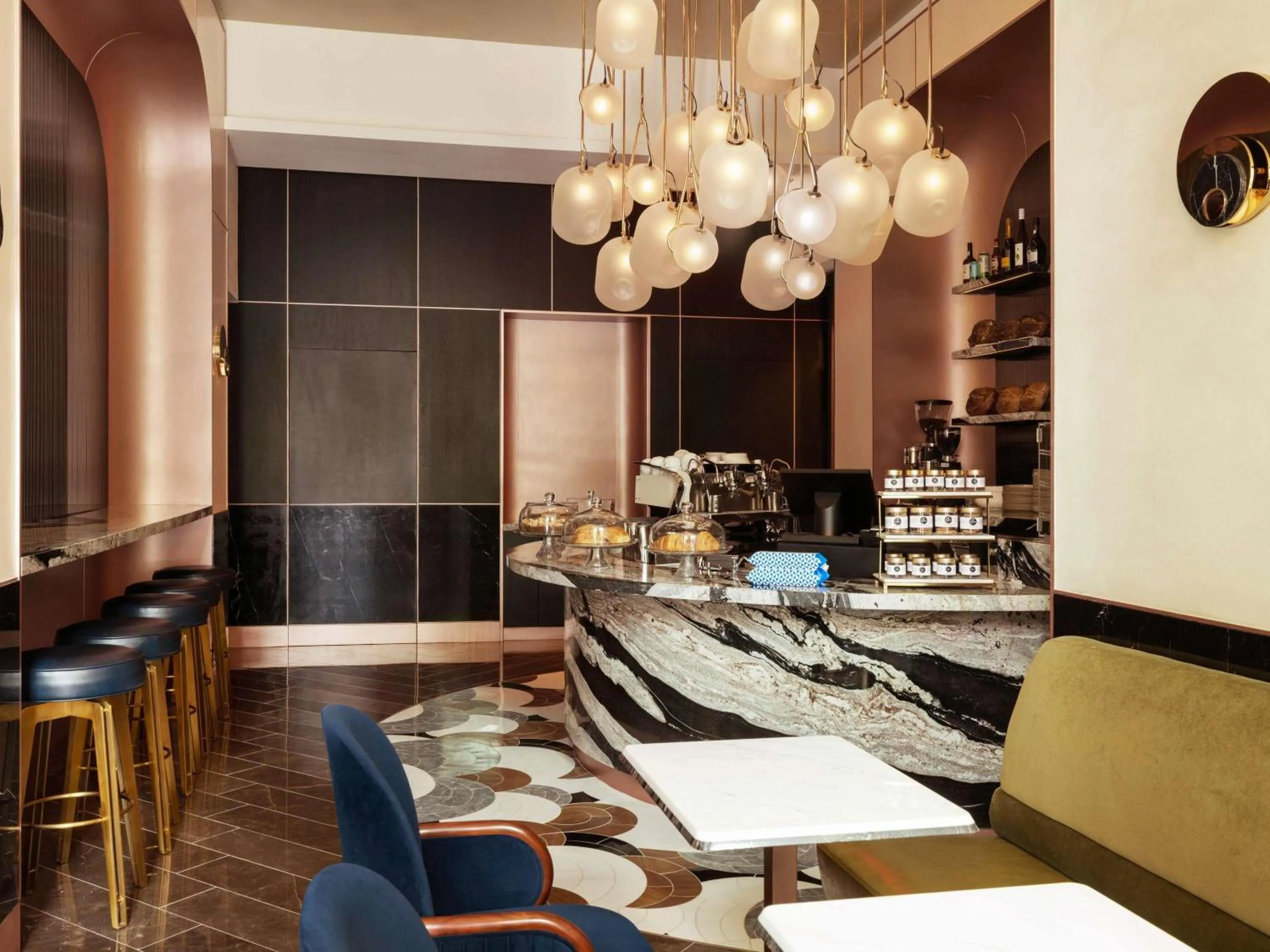 Restaurant/places to eat in Raffles Boston