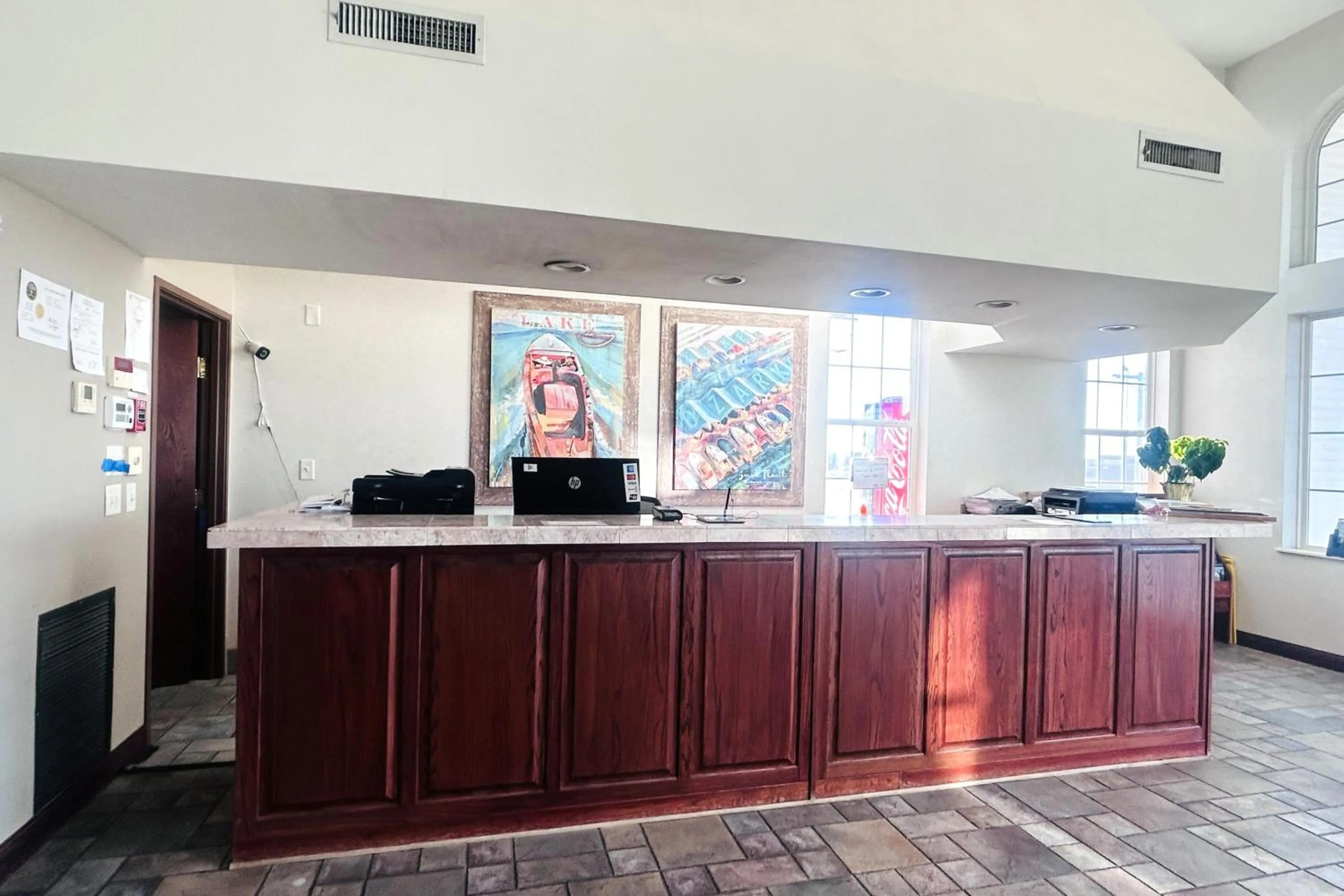 Osage Village Inn Near Lake Ozarks US 54