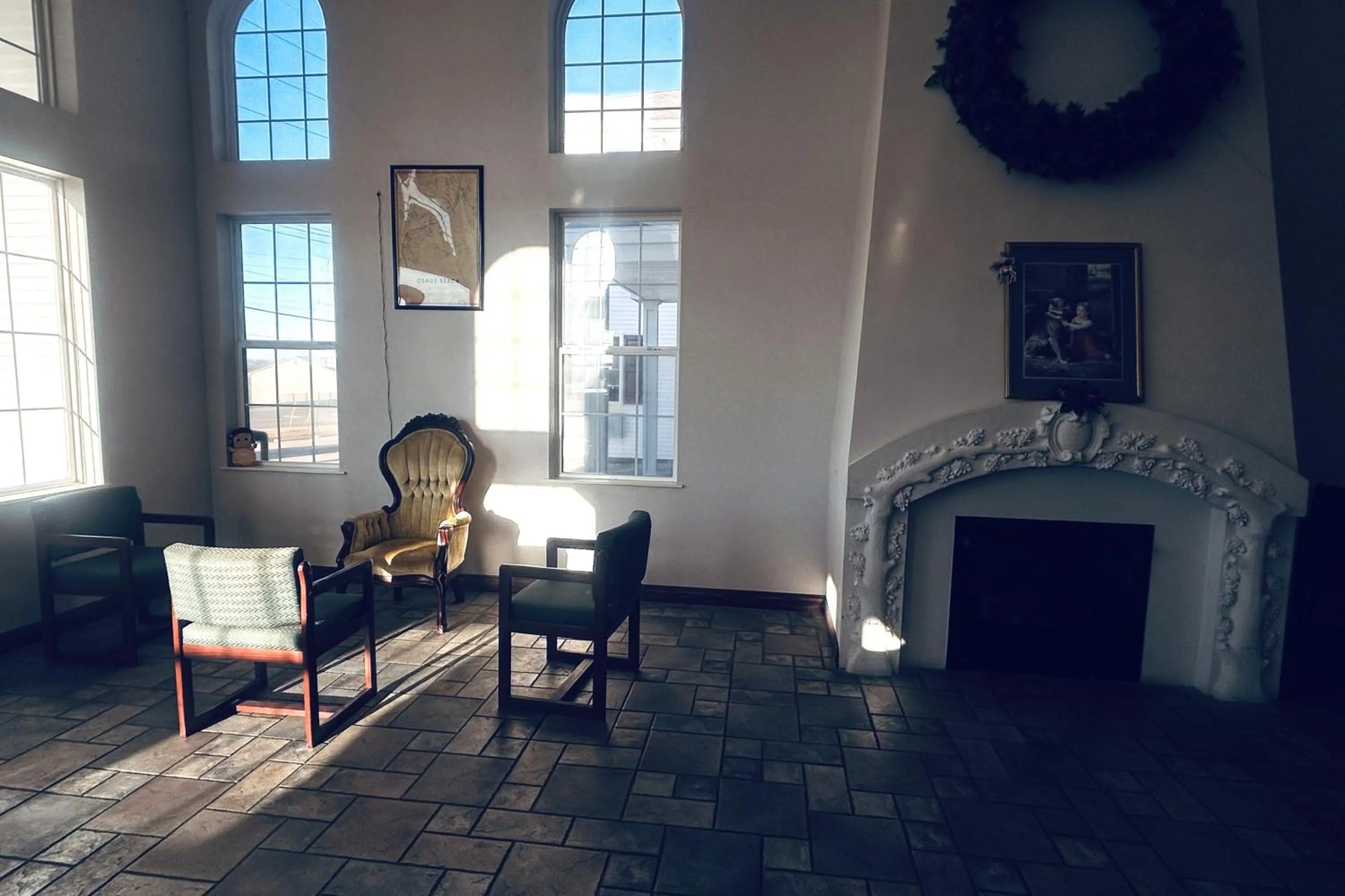 Osage Village Inn Near Lake Ozarks US 54