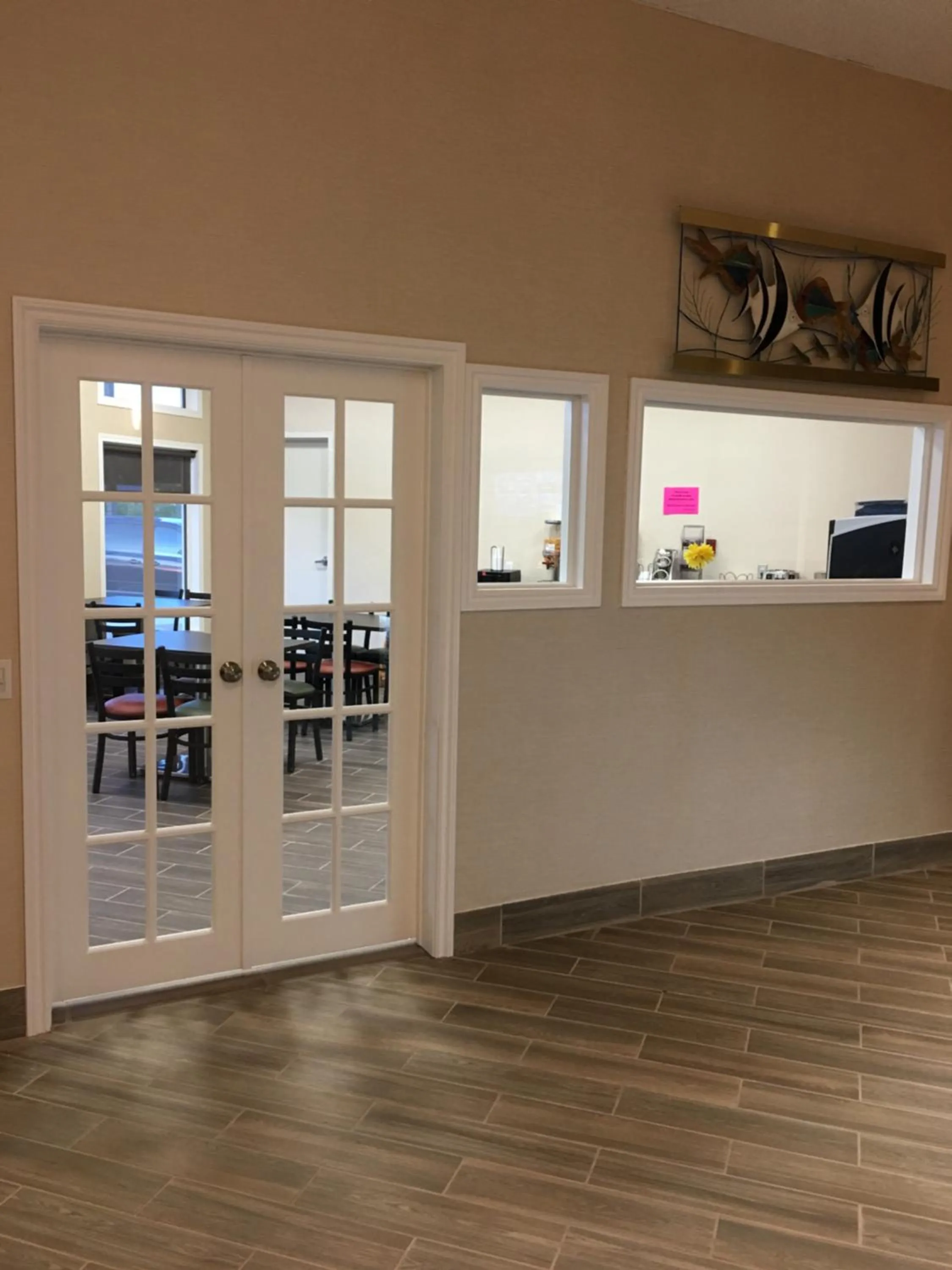 Breakfast in Bay Hill Inns & Suites