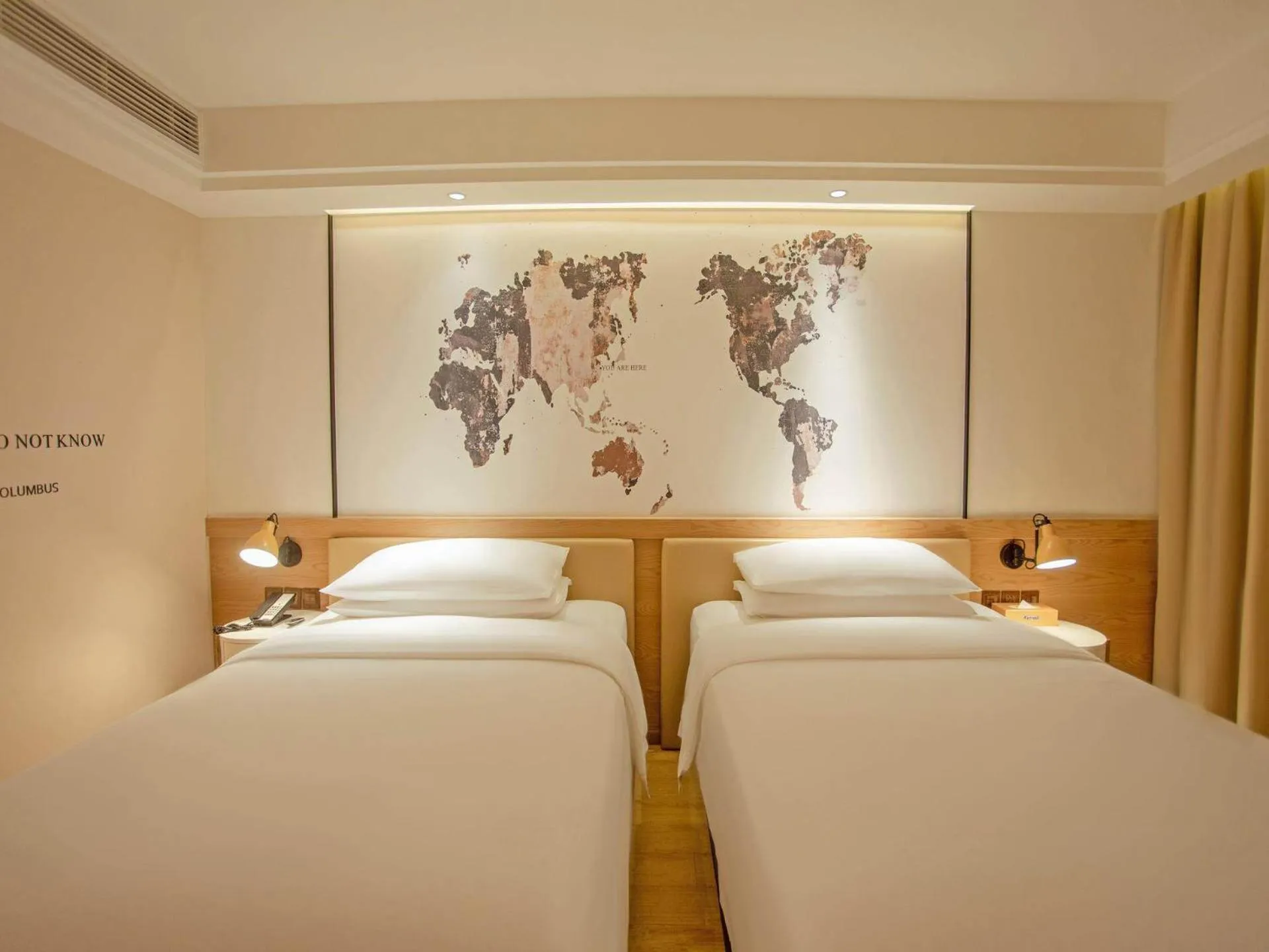 Kyriad Marvelous Hotel Shanghai Daning International Plaza