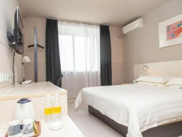 Jinjiang Inn Jurong Renmin Road Gexianhu Park